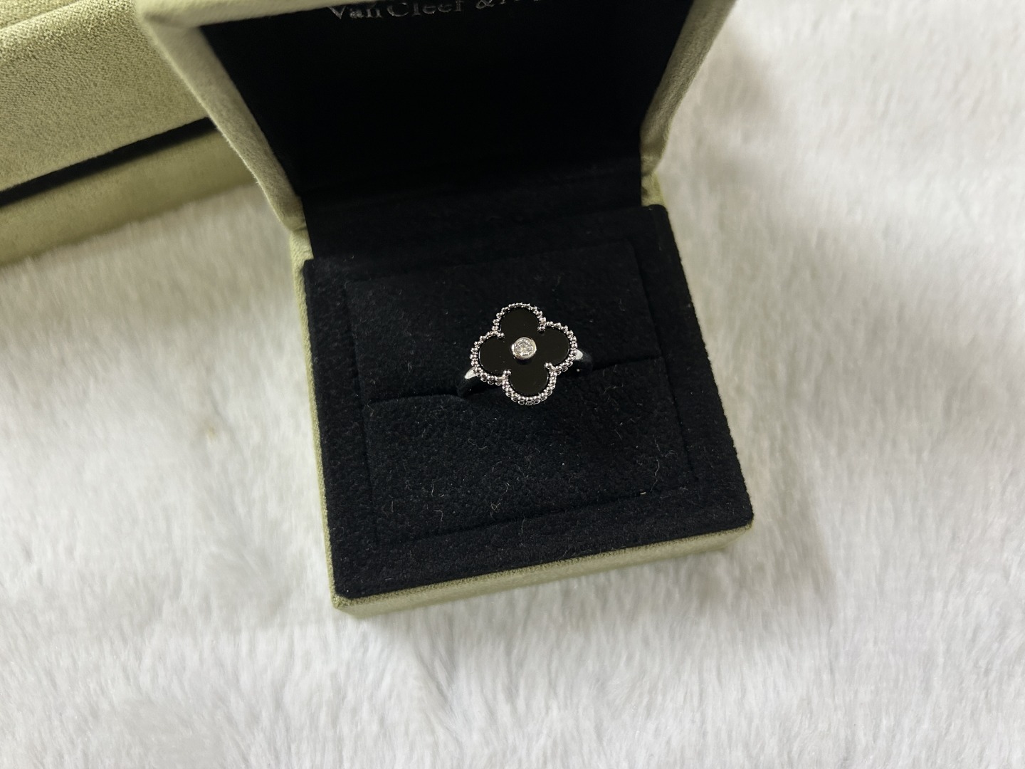 Van Cleef & Arpels black onyx ring