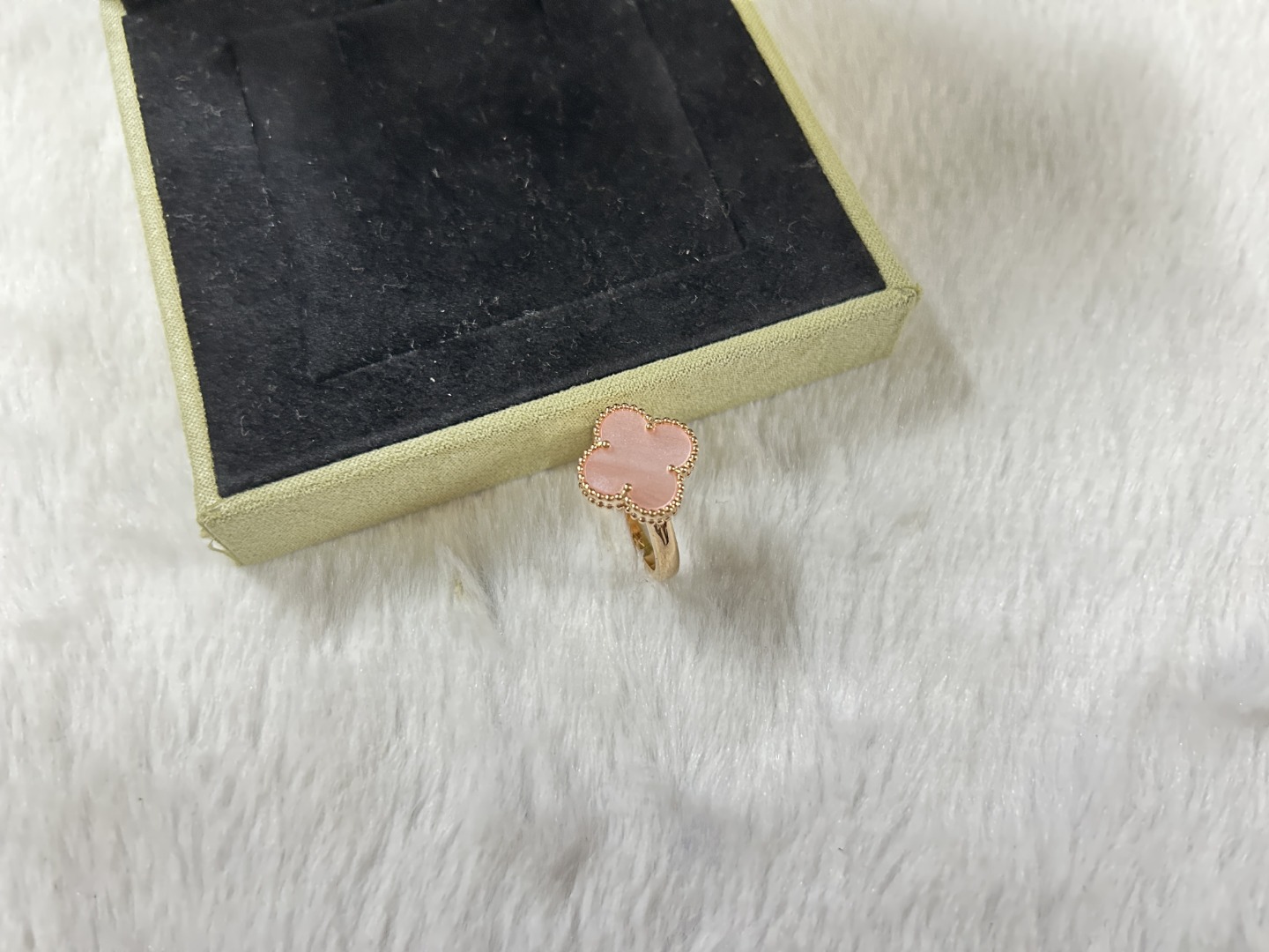 Van Cleef & Arpels pink mother-of-pearl ring