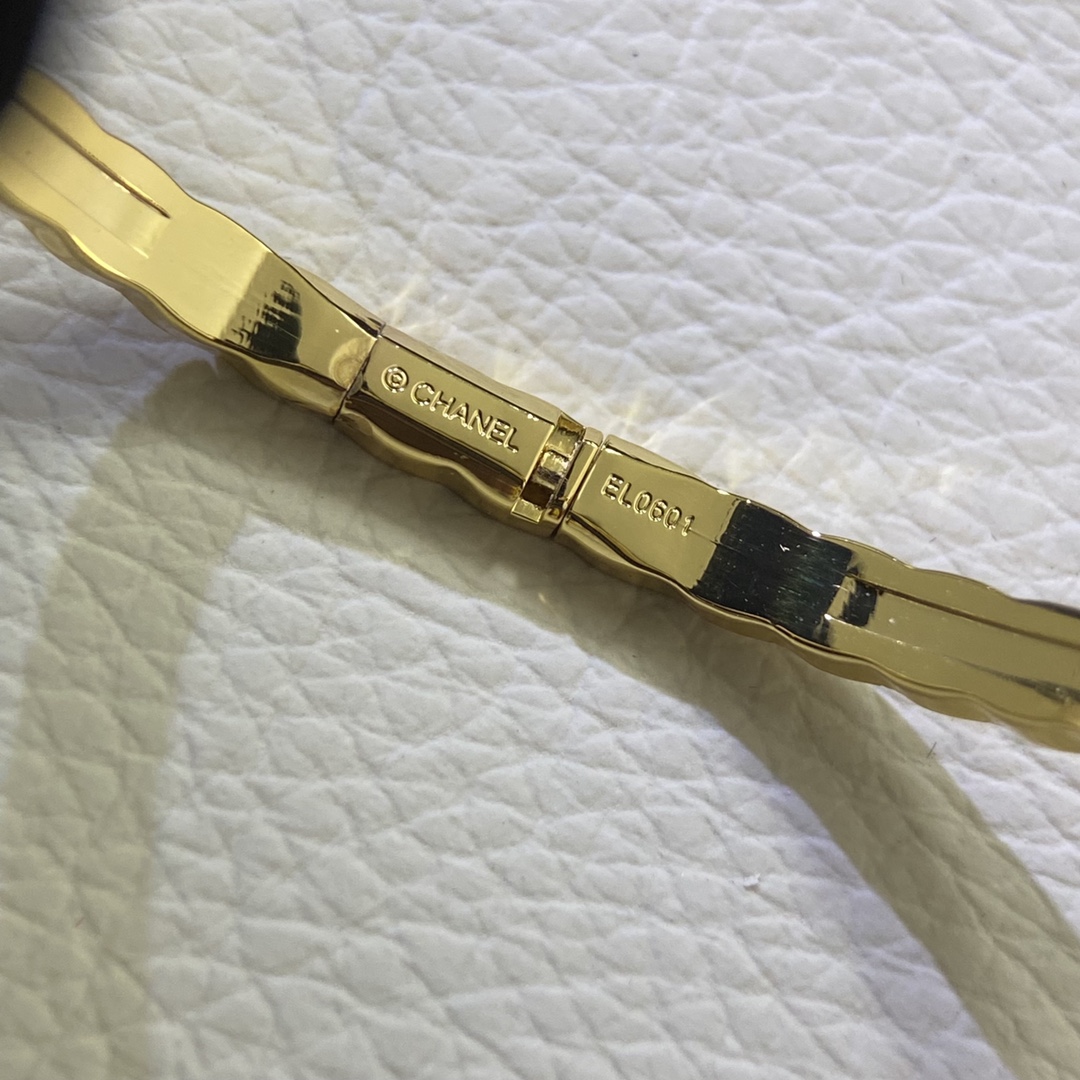 Chanel bracelet New high-version V gold version full diamond narrow rhombi bracelet