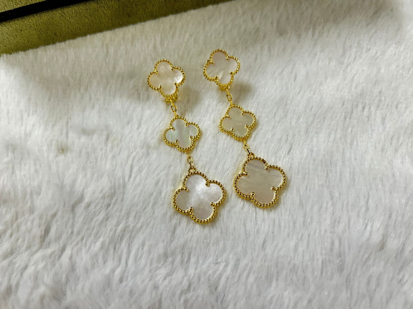 Van Cleef & Arpels White Mother-of-Pearl Four-Leaf Clover Earrings
