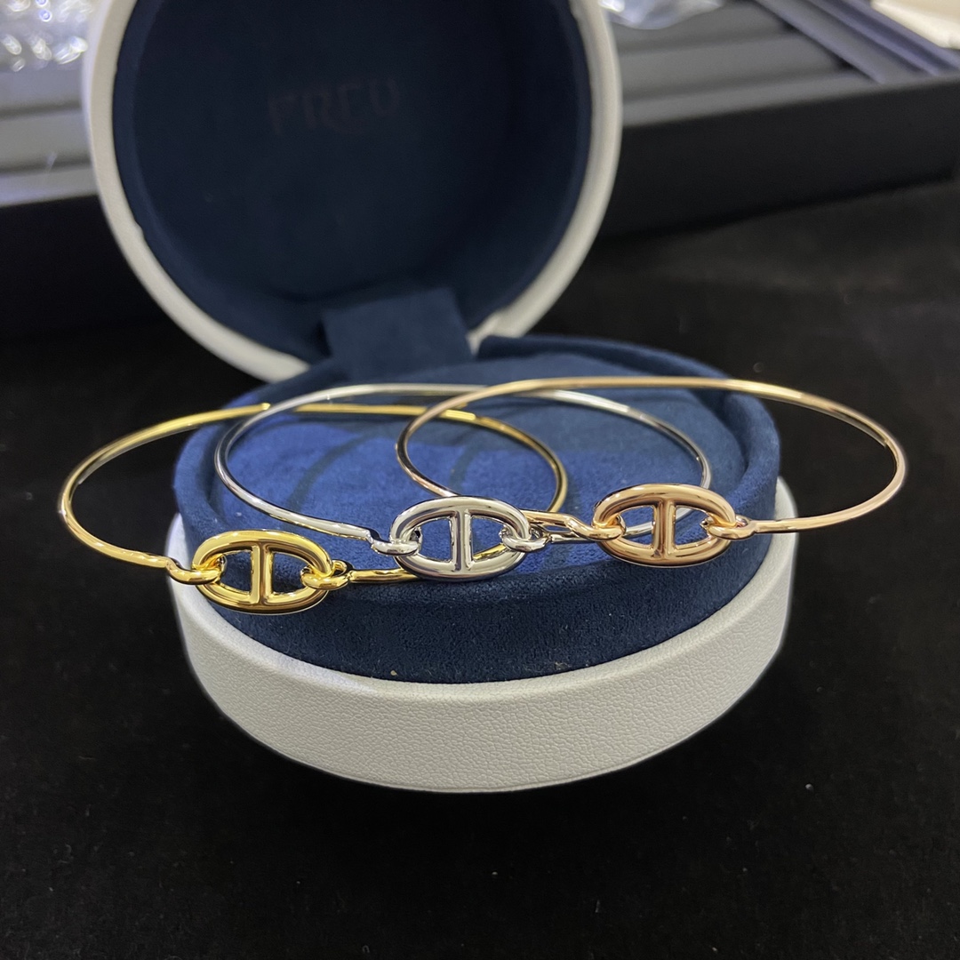 Hermes bracelet Glossy pig's nose bracelet