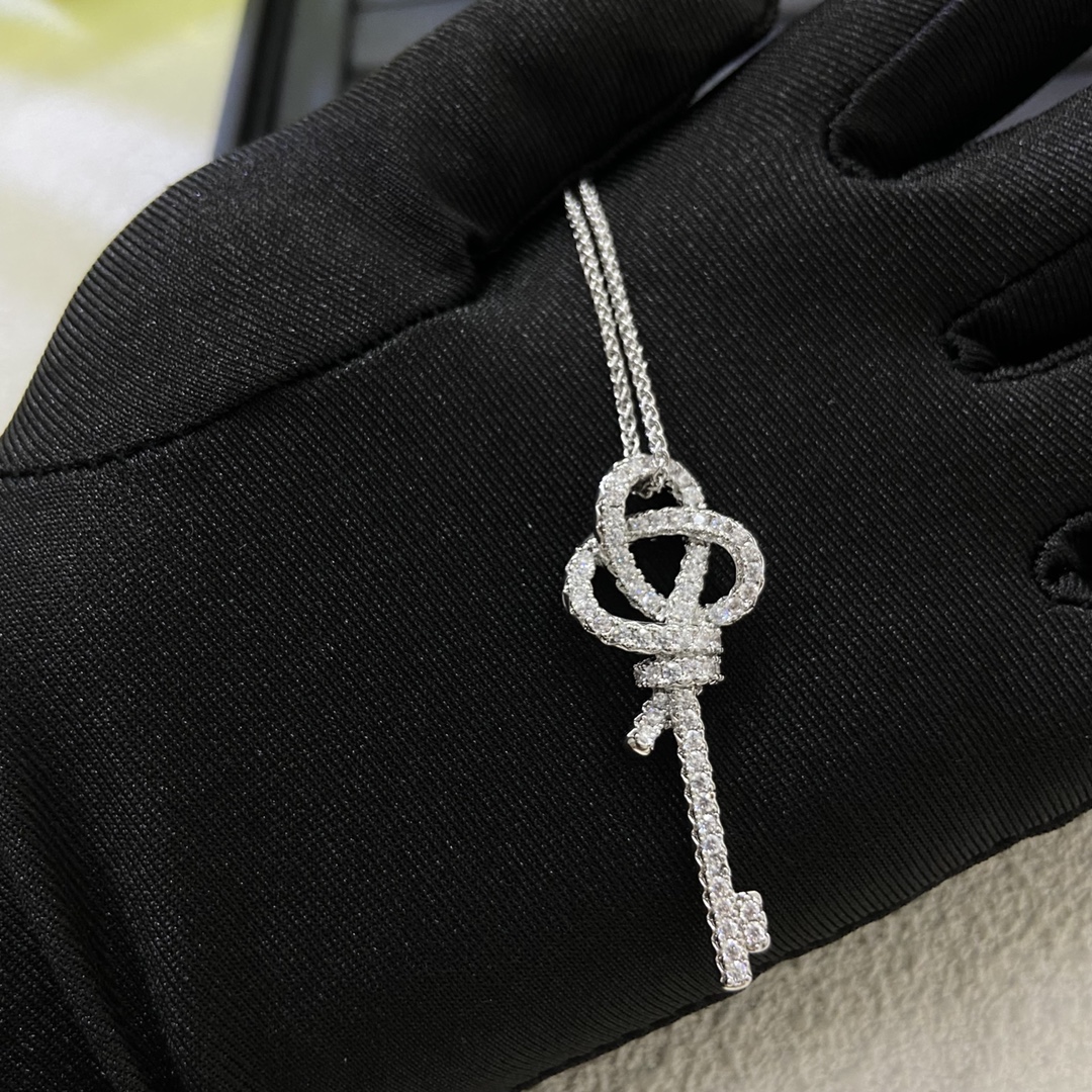 Tiffany necklace New braided rope knotted diamond key necklace