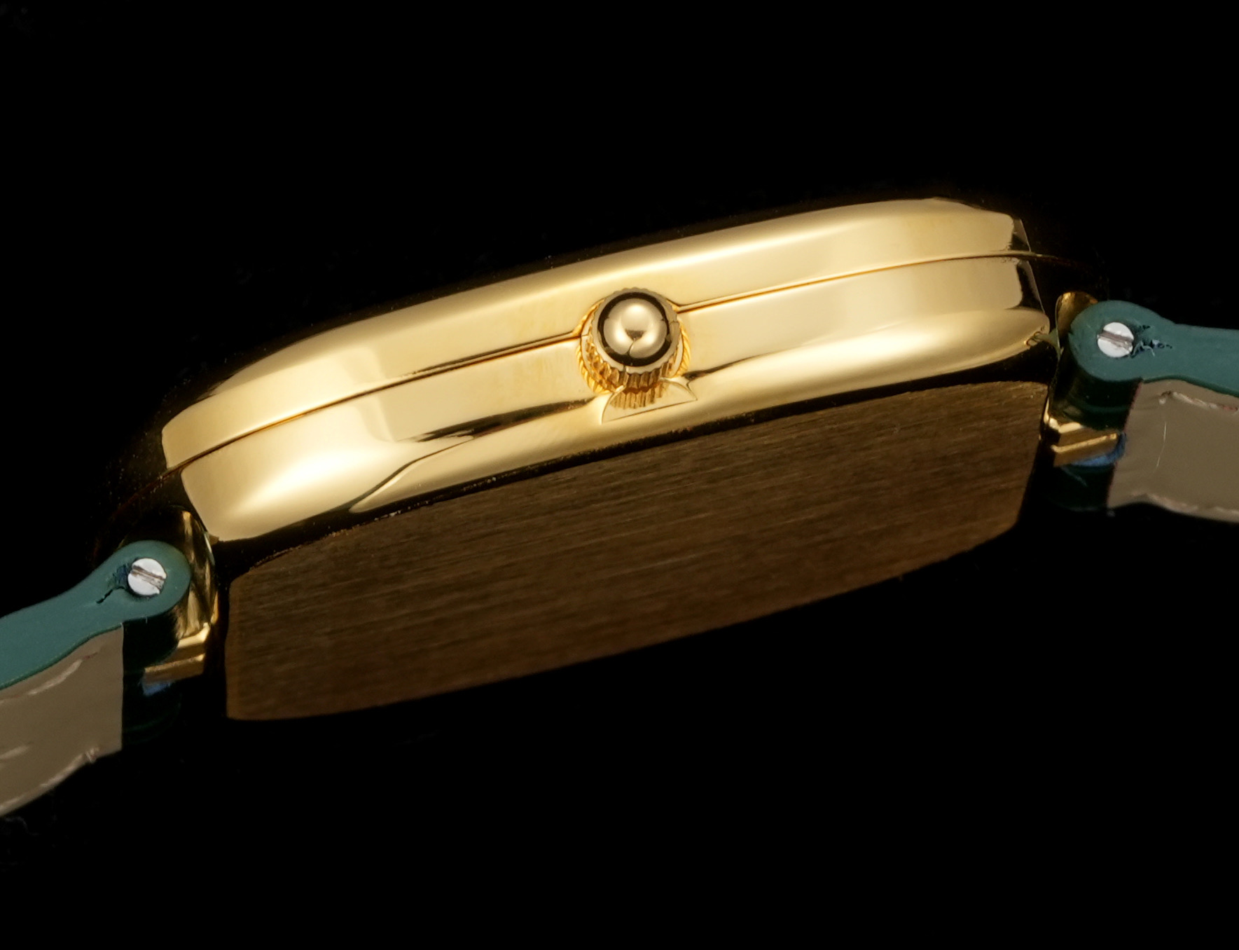 The Year of the Snake is a limited edition of Patek Philippe's first Golden Ellipse, with no hour scale