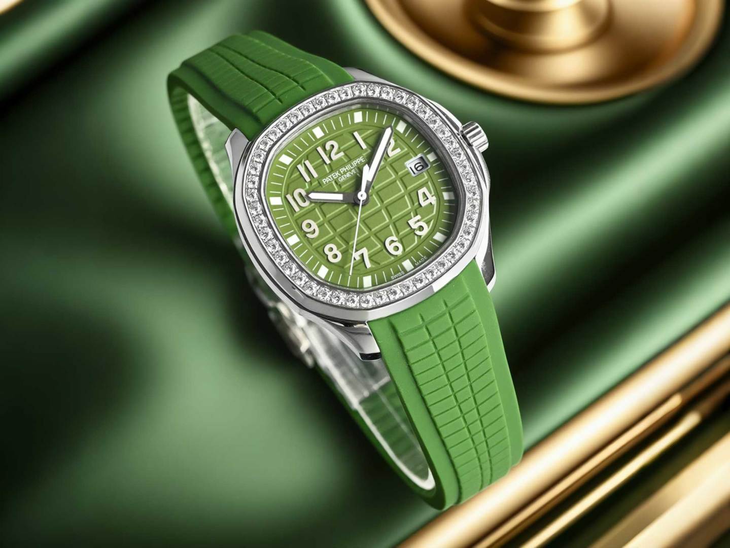 Patek Philippe Grenade AQUANAUT mechanical watch, 5167A5168G5167R