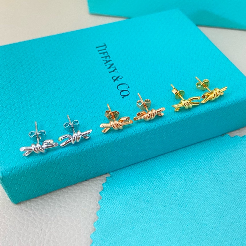 Tiffany Stud Earrings New glossy mini twisted string stud earrings