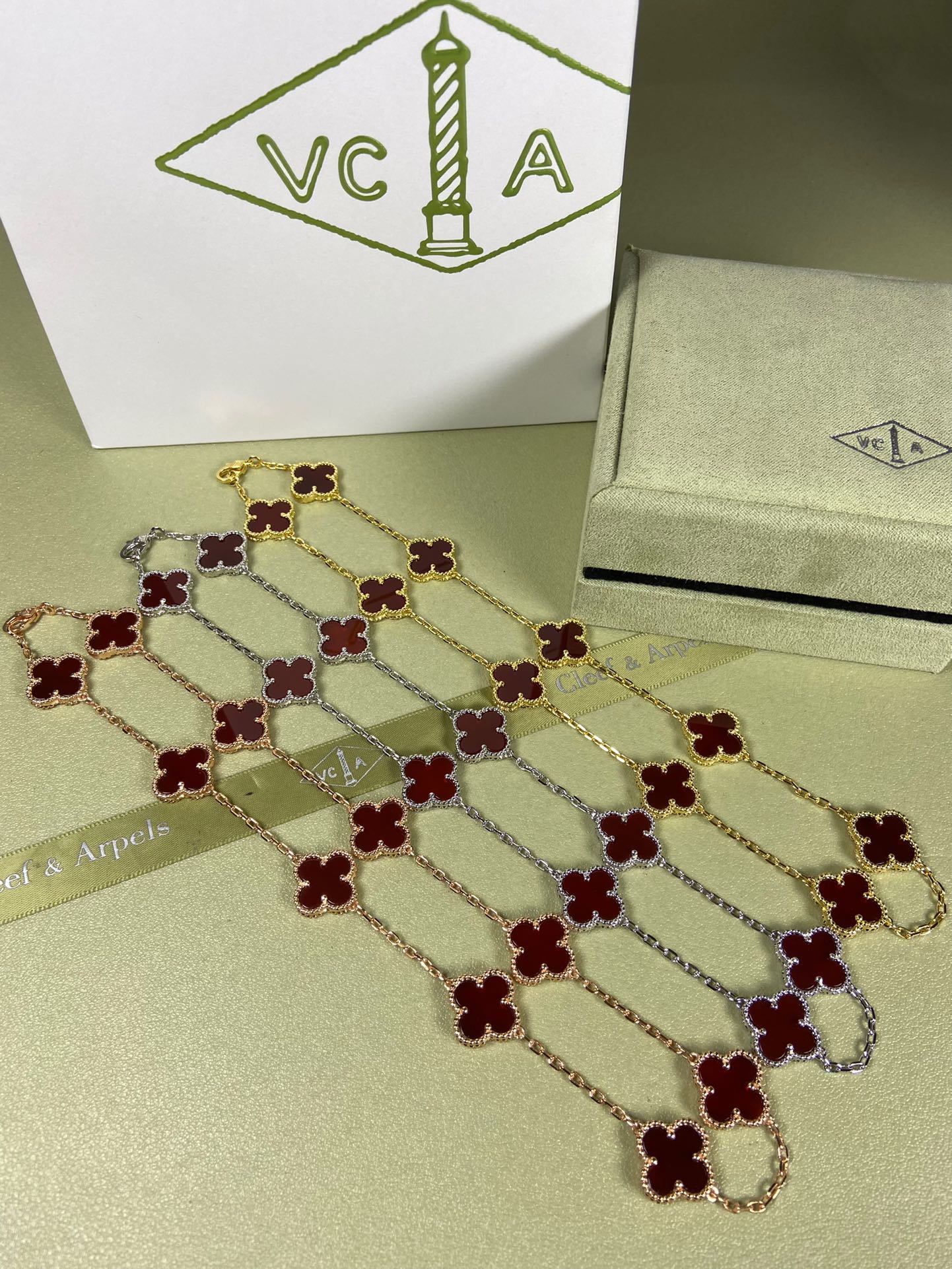 Van Cleef & Arpels 10 Clovers Necklace