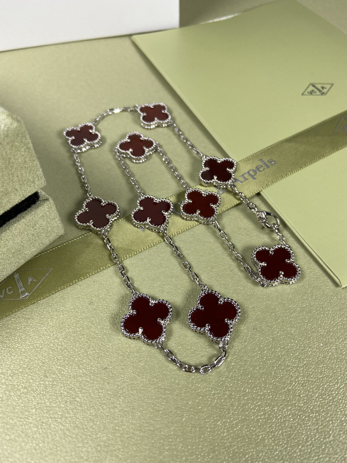Van Cleef & Arpels 10 Clovers Necklace