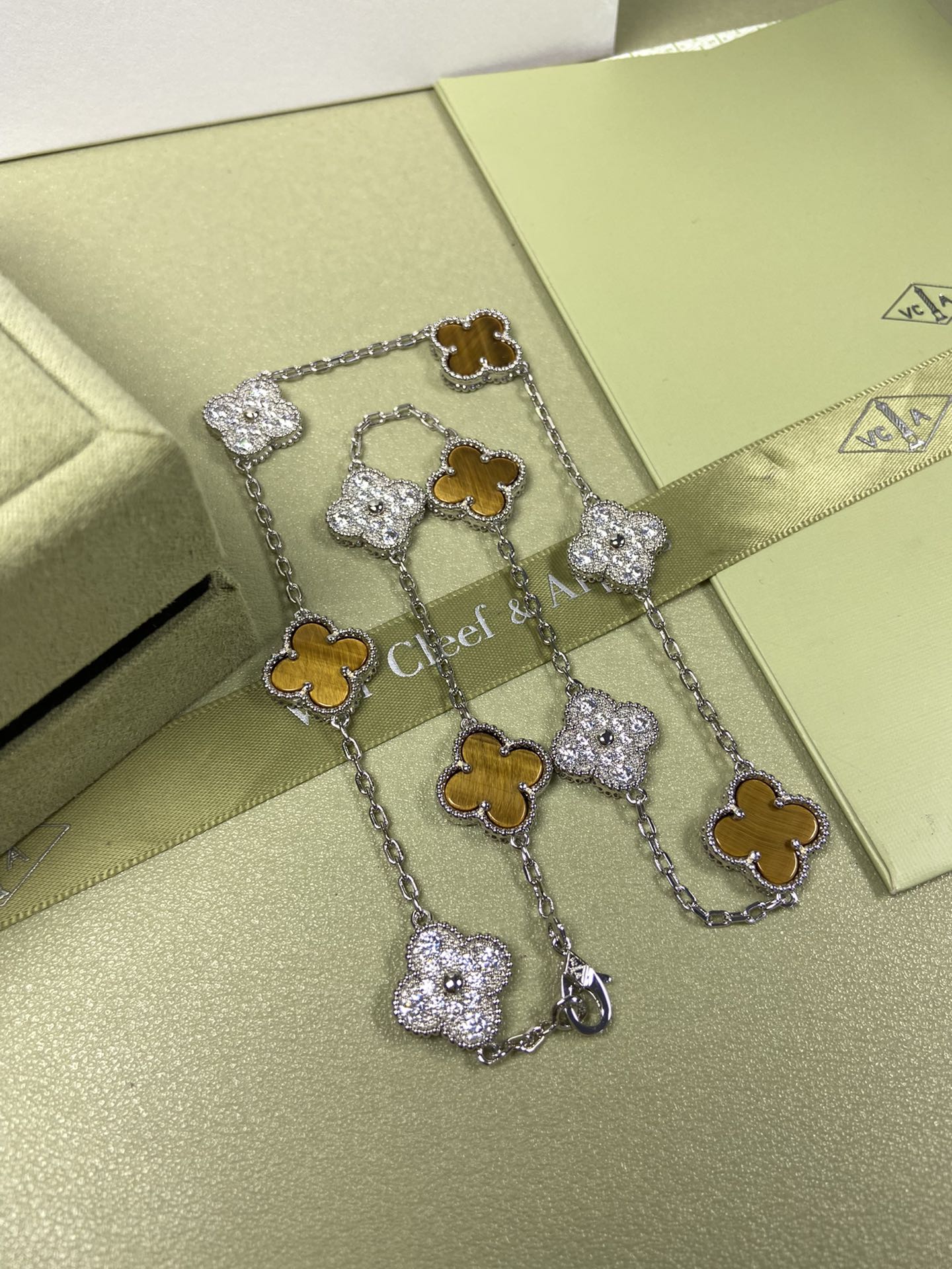 Van Cleef & Arpels 10 Clovers Necklace