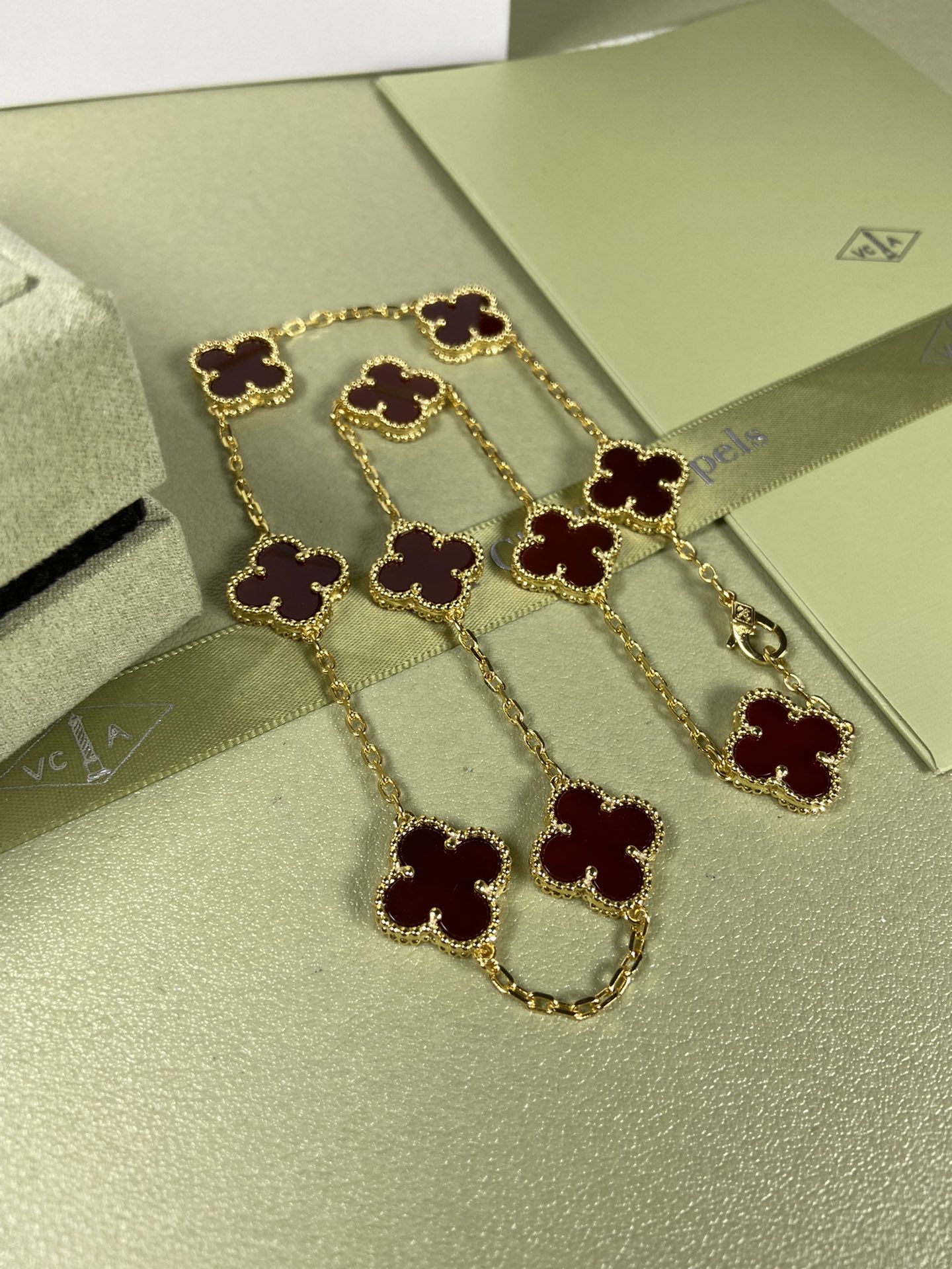 Van Cleef & Arpels 10 Clovers Necklace