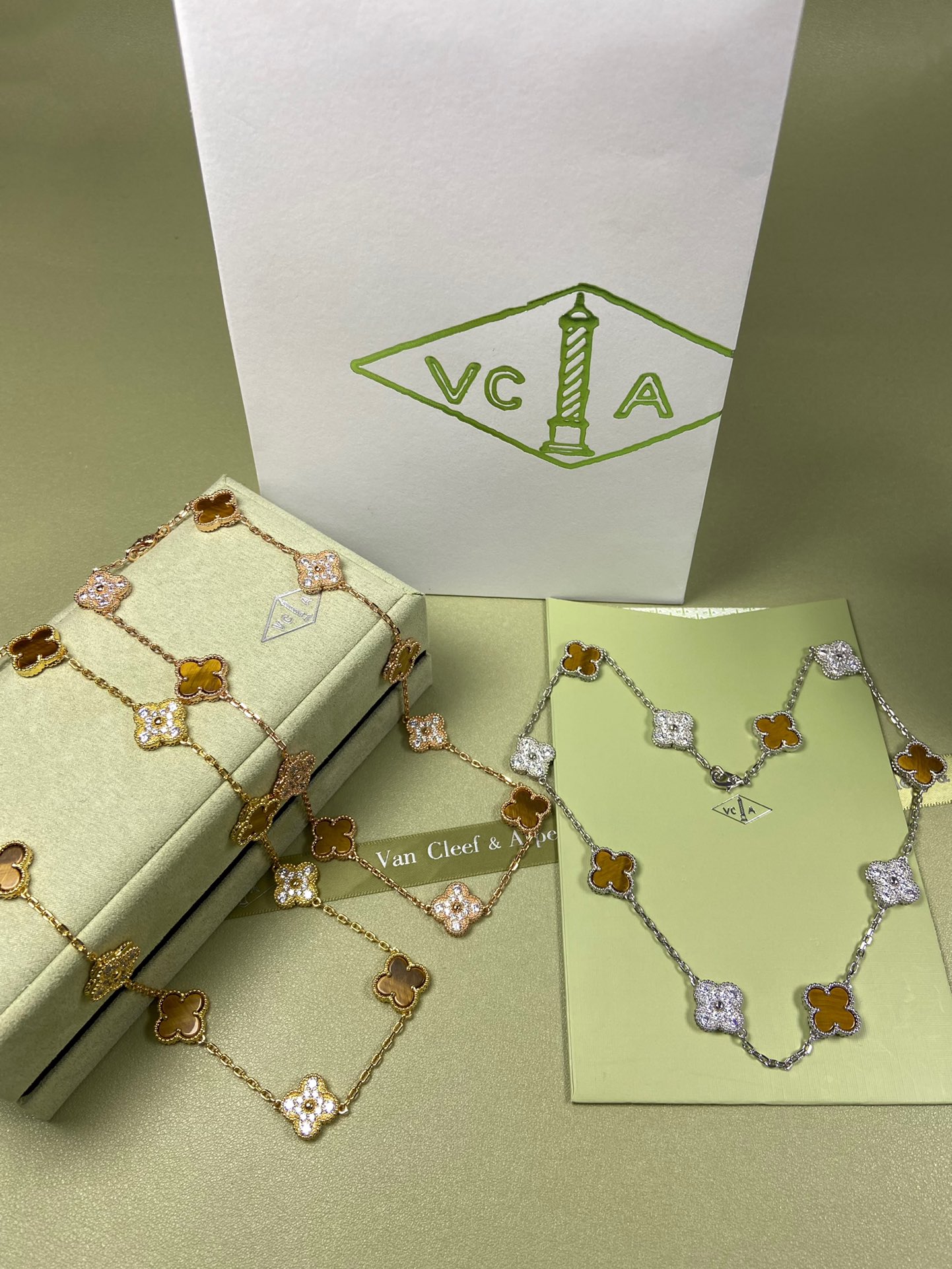 Van Cleef & Arpels 10 Clovers Necklace