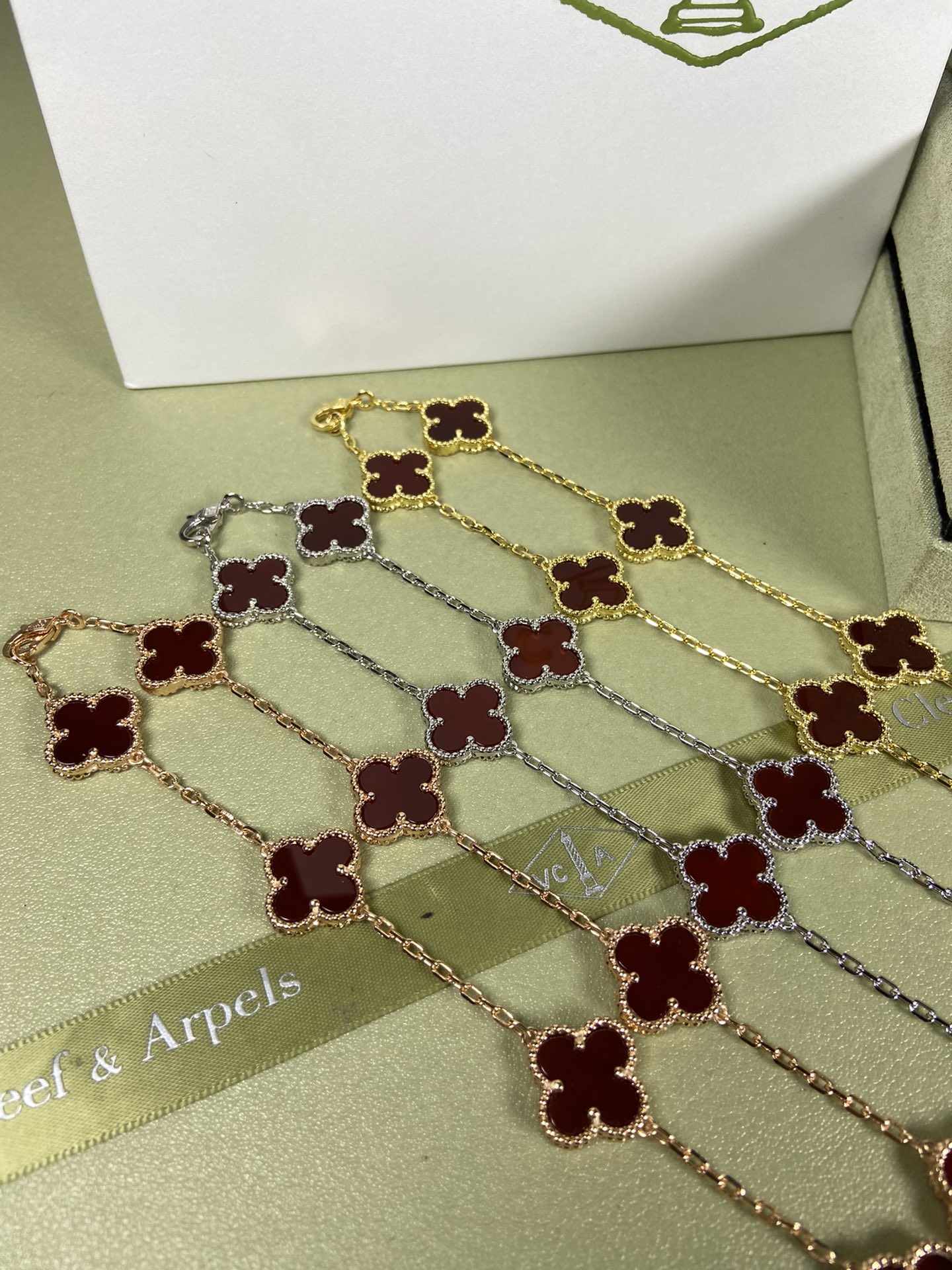 Van Cleef & Arpels 10 Clovers Necklace