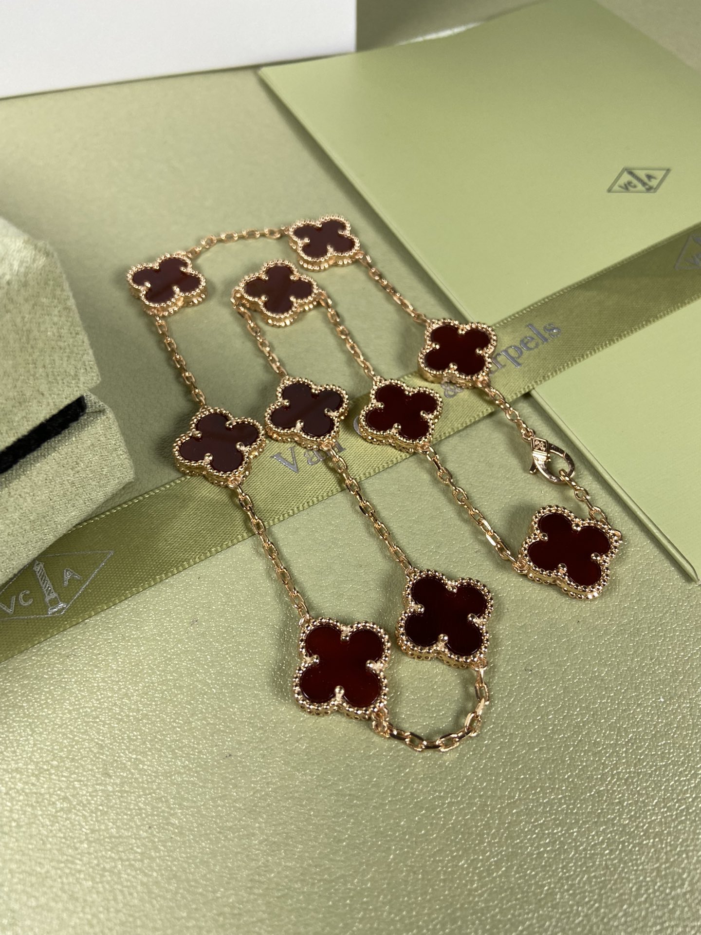 Van Cleef & Arpels 10 Clovers Necklace