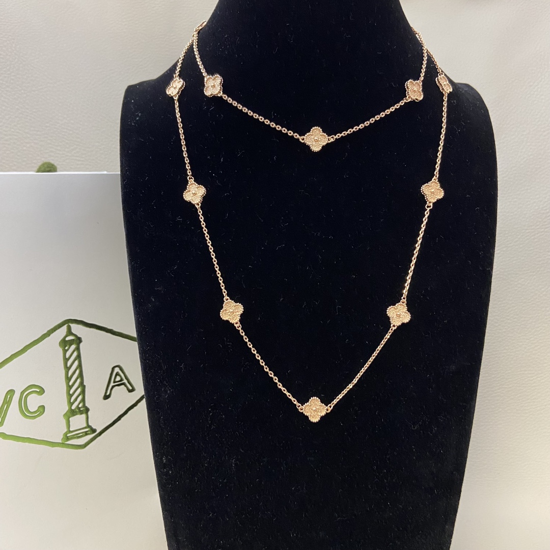 Van Cleef & Arpels Necklace New Gold-Foil Mini Sixteen-Petal Necklace