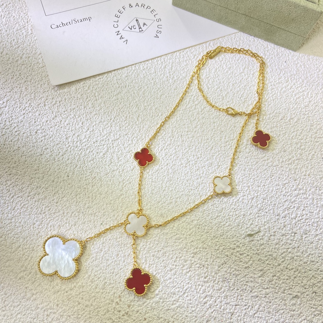 Van Cleef & Arpels Necklace New Small and Large Flower Red Agate White Mother-of-Pearl