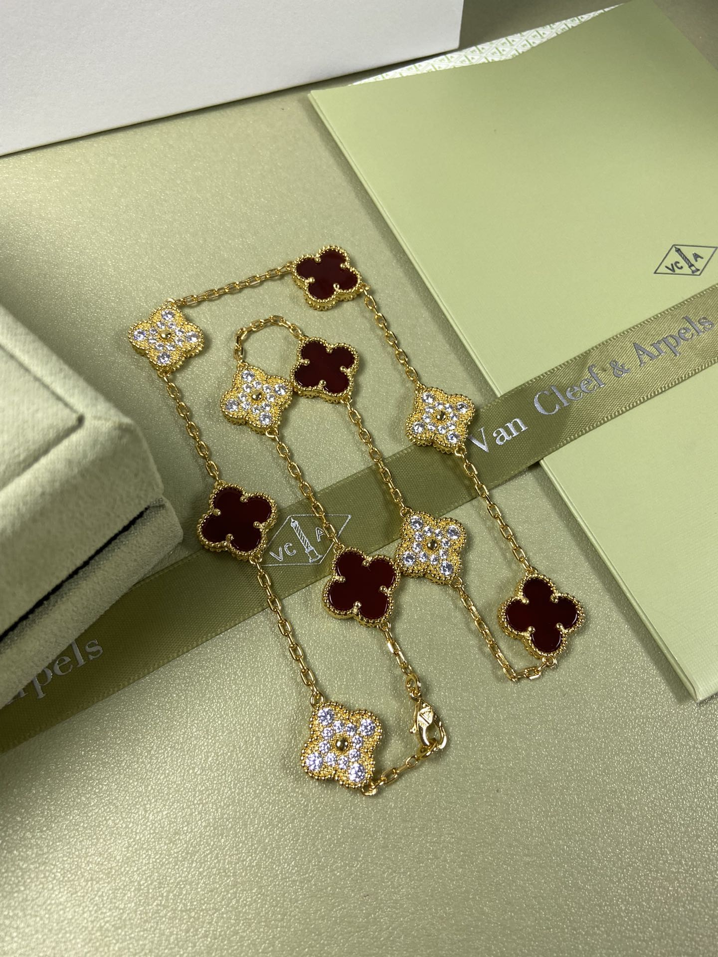 Van Cleef & Arpels 10 Clovers Necklace