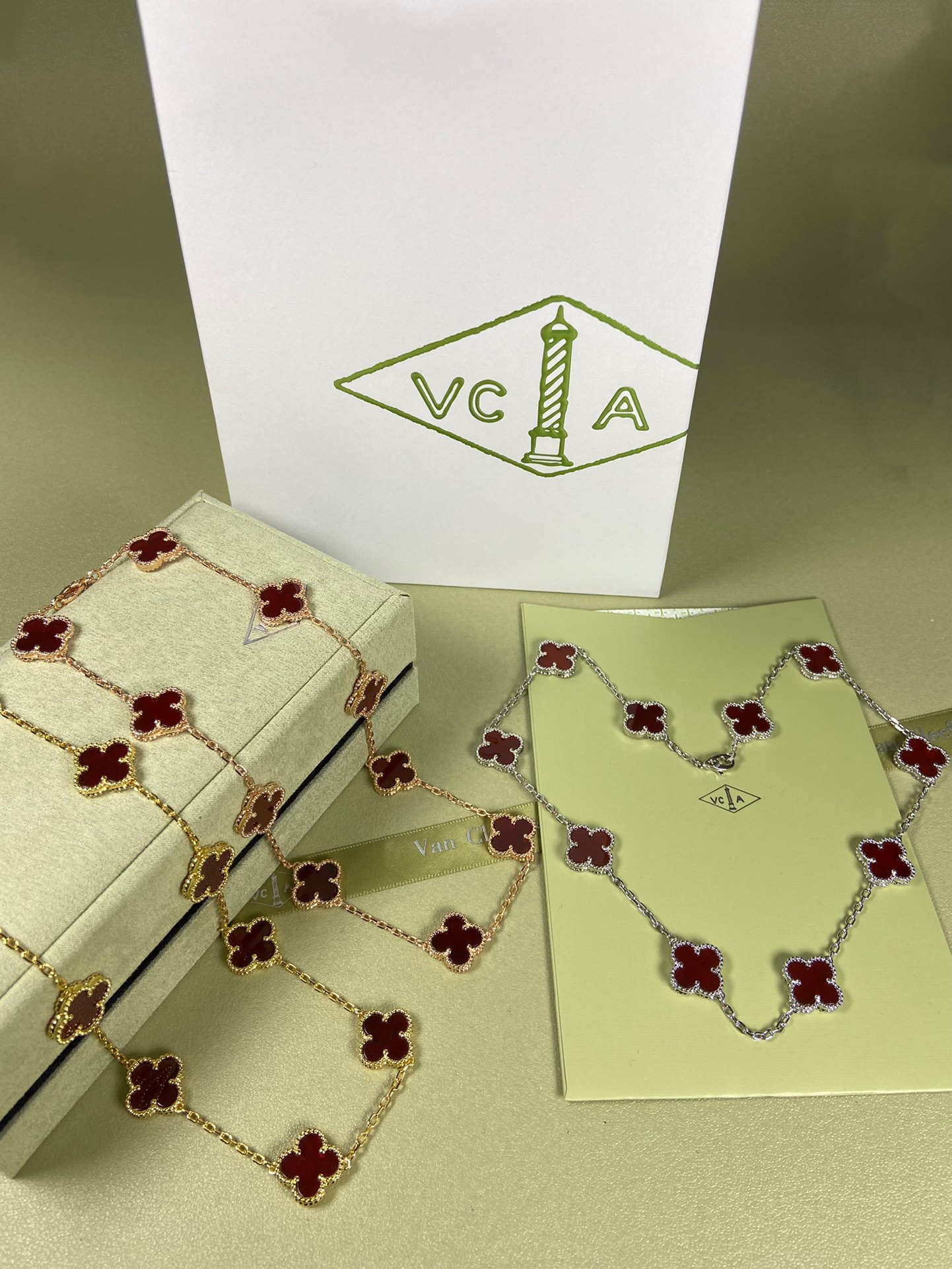 Van Cleef & Arpels 10 Clovers Necklace