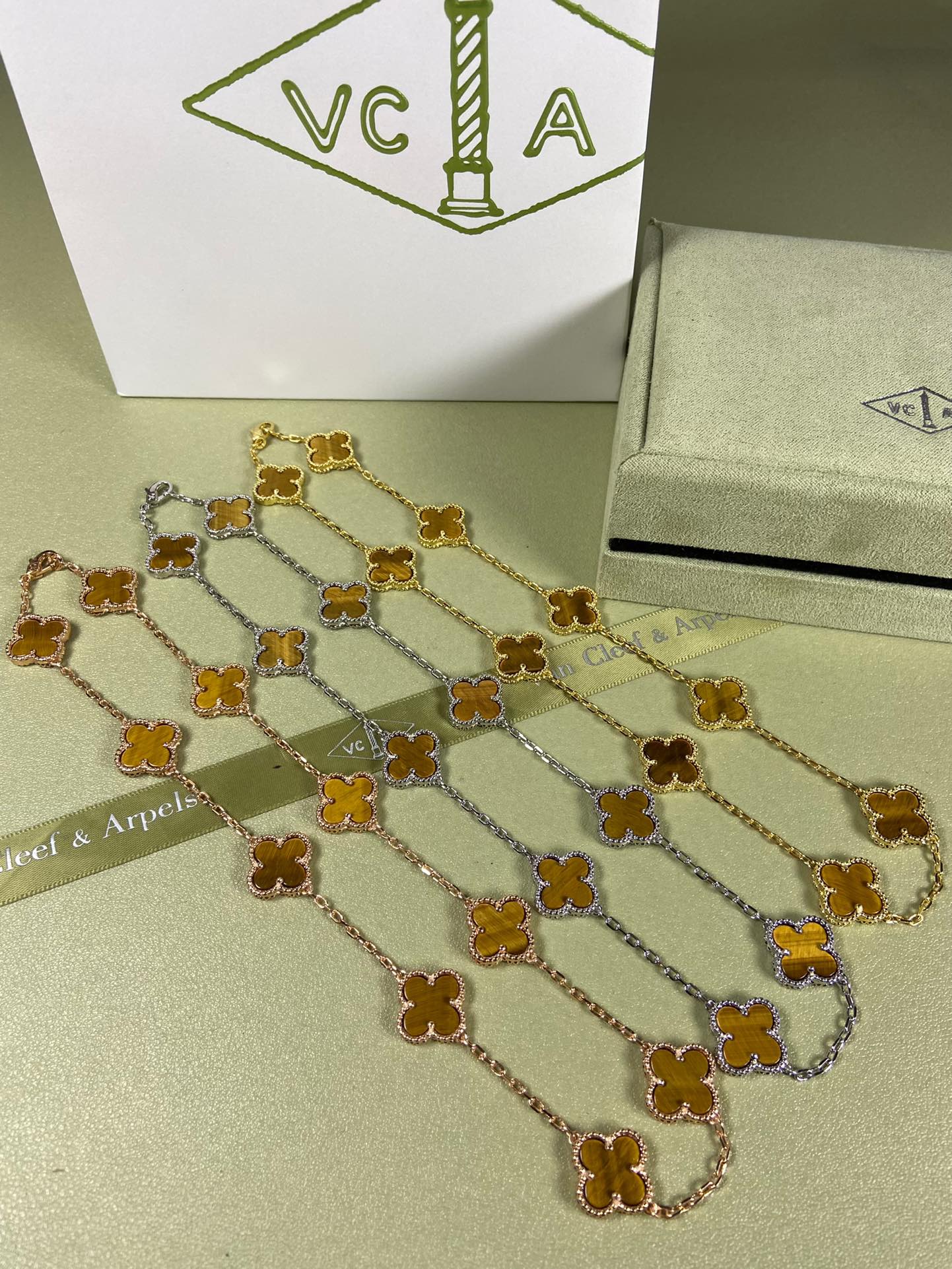 Van Cleef & Arpels 10 Clovers Necklace