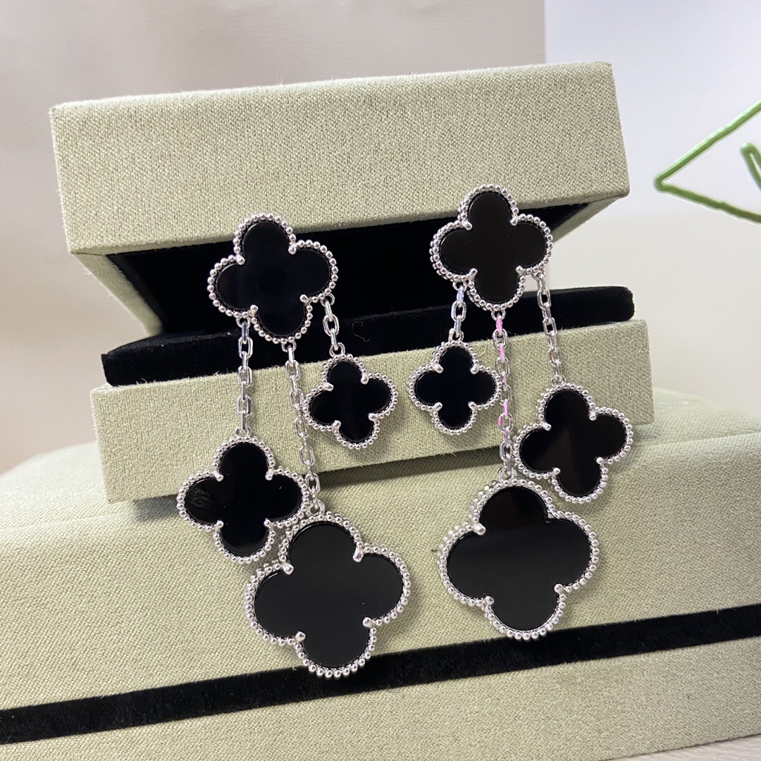 Van Cleef & Arpels Earrings New Four-Flower Four-Leaf Clover Earrings