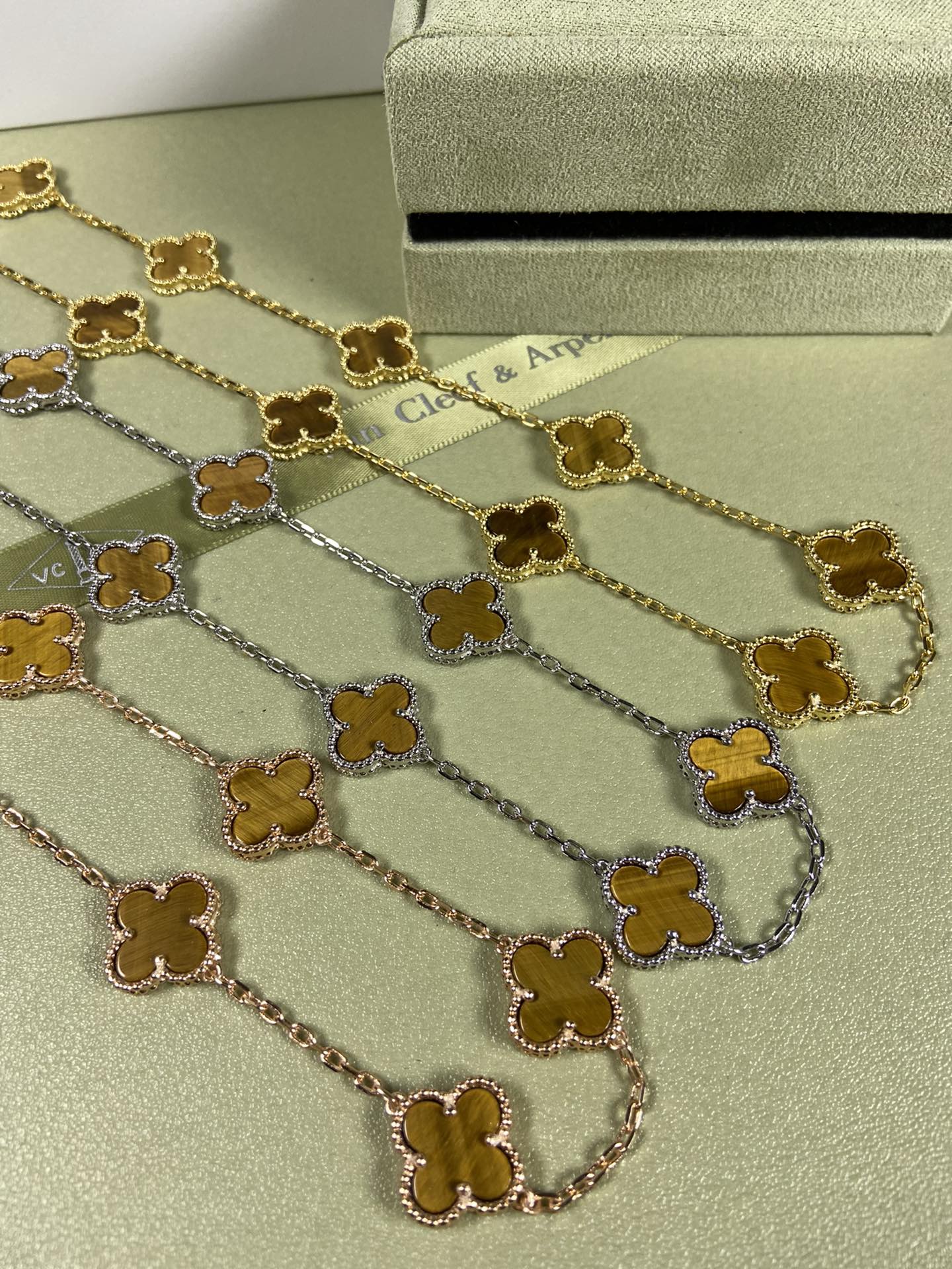Van Cleef & Arpels 10 Clovers Necklace