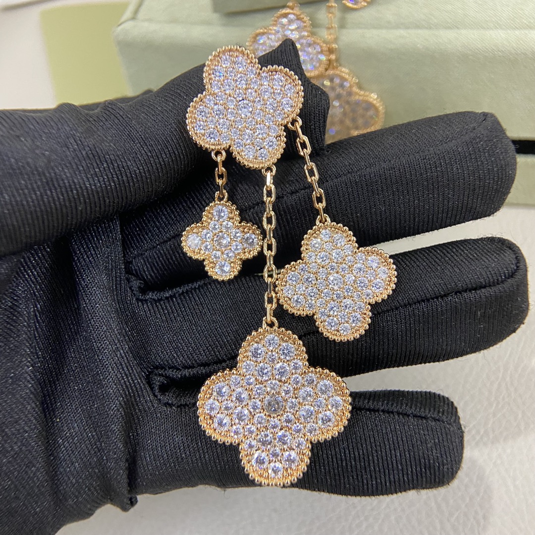 Van Cleef & Arpels Earrings New Full Diamond  4-Clover Darling Earrings