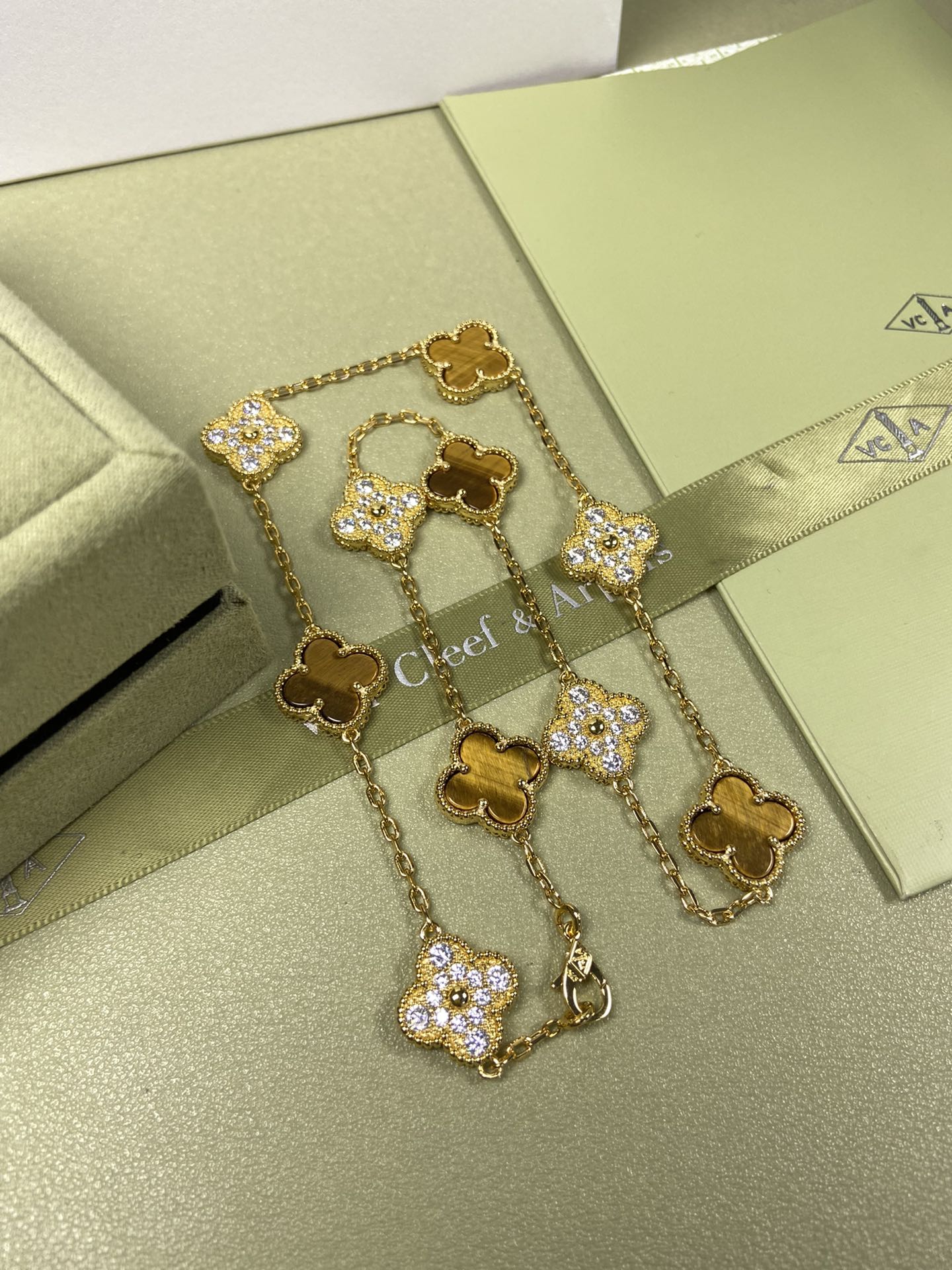 Van Cleef & Arpels 10 Clovers Necklace