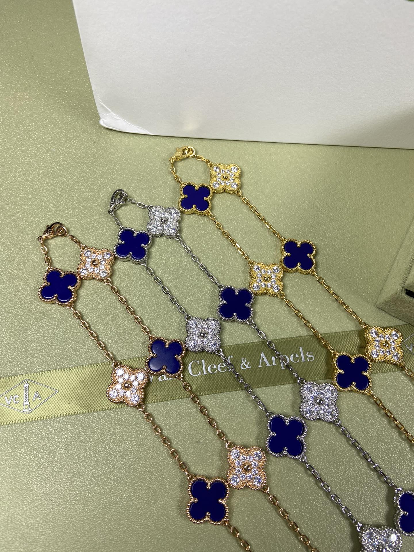 Van Cleef & Arpels Necklace VCA 10-Flower Lapis Lazuli Diamond Necklace White Gold Yellow Gold Rose Gold