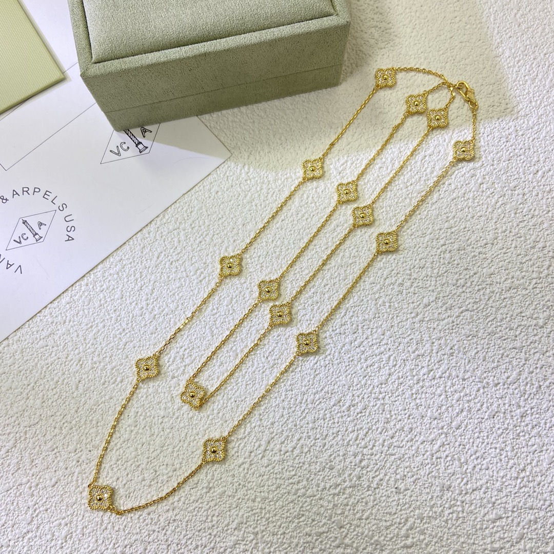 Van Cleef & Arpels Necklace Mini Full Diamond 16 Clover  Necklace