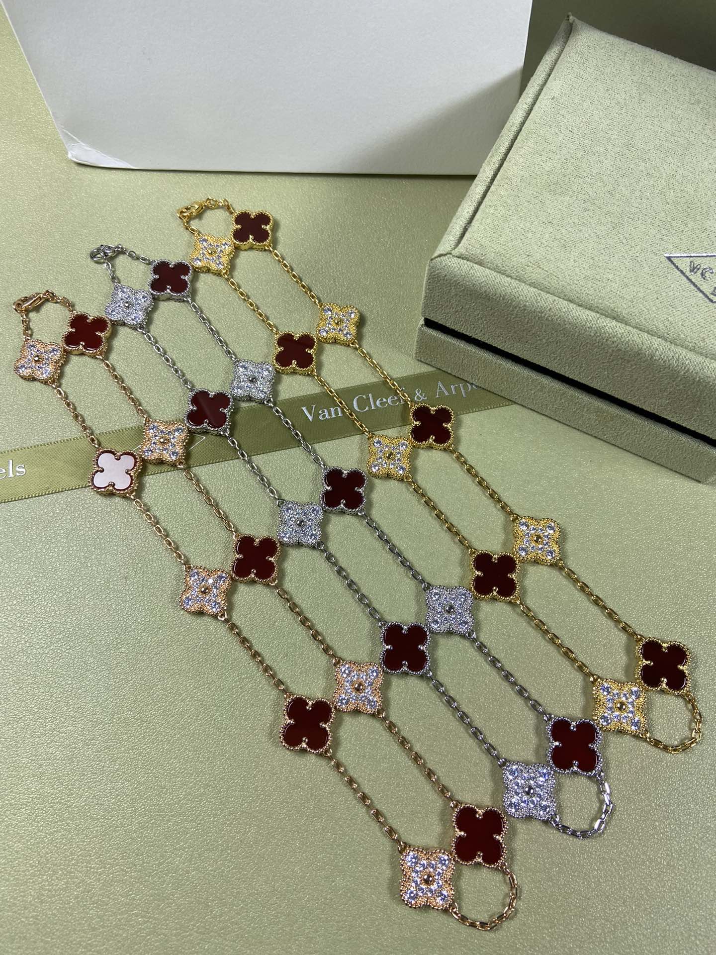 Van Cleef & Arpels 10 Clovers Necklace