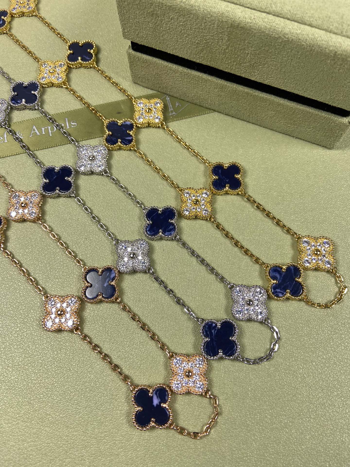 Van Cleef & Arpels Necklace VCA Alhambra 10 Clover Peret Blue  and Diamonds Necklace White Gold, Yellow Gold, Rose Gold