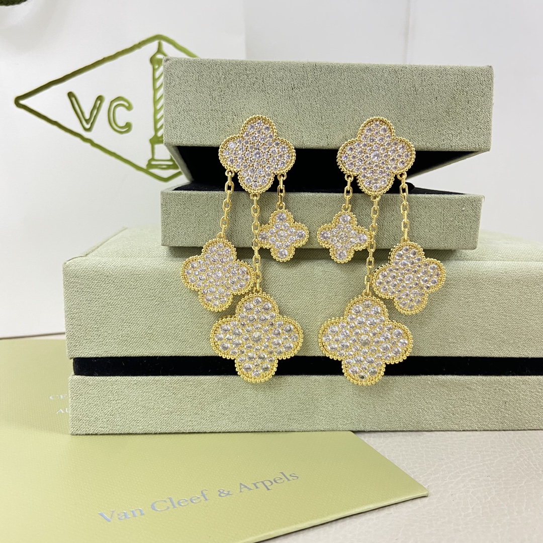 Van Cleef & Arpels Earrings New Full Diamond  4-Clover Darling Earrings