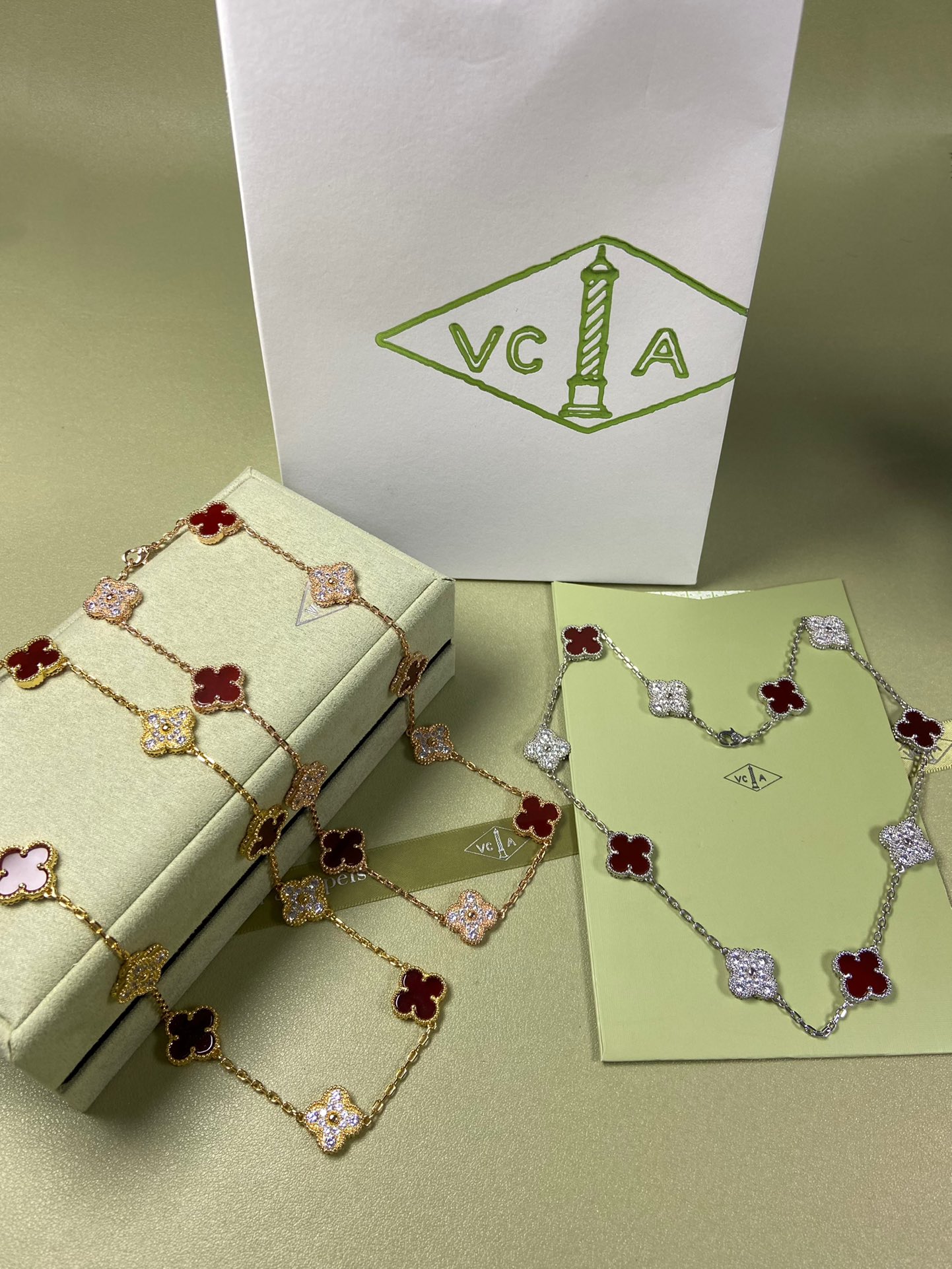 Van Cleef & Arpels 10 Clovers Necklace