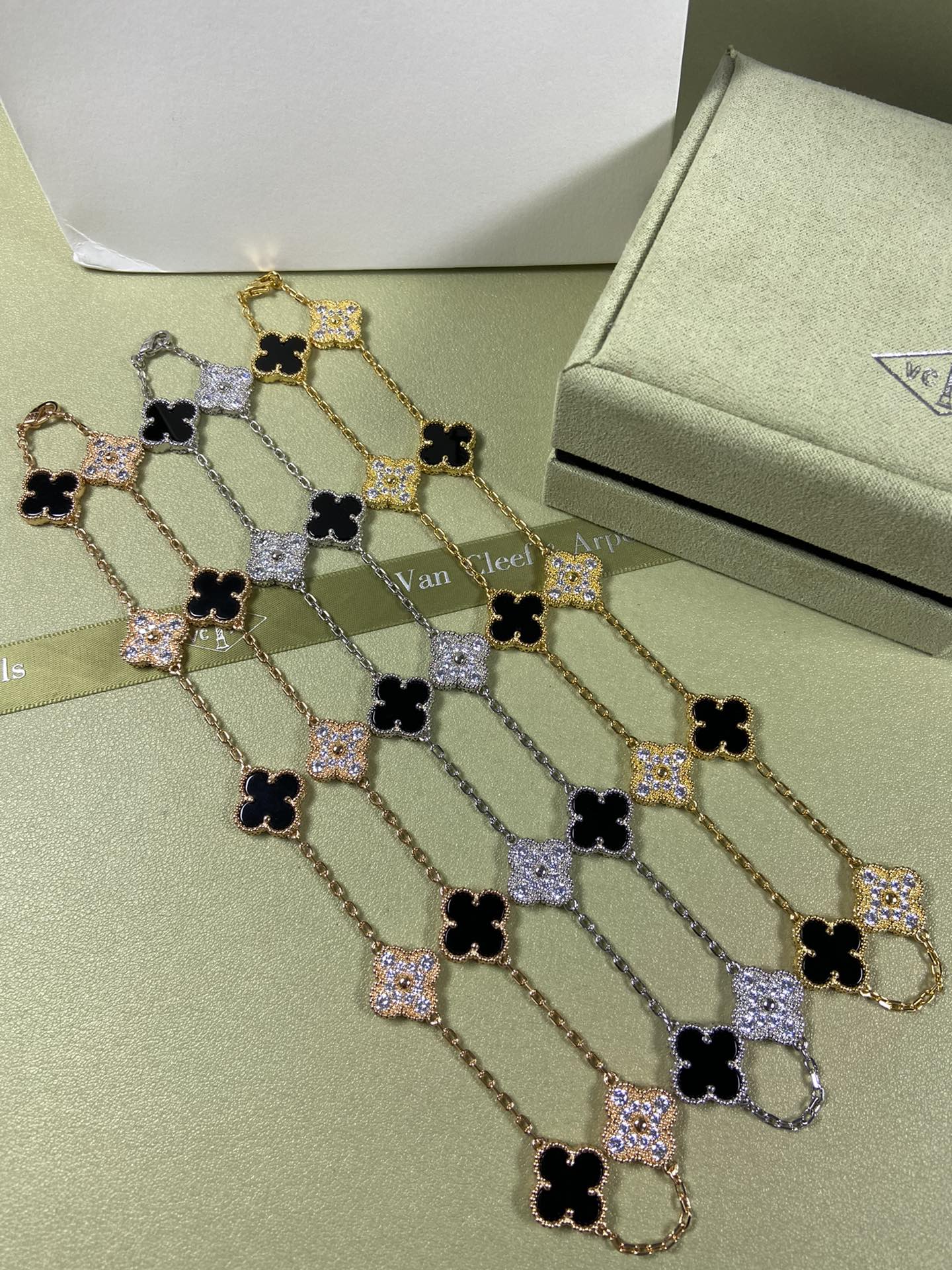 Van Cleef & Arpels 10 Clovers Necklace