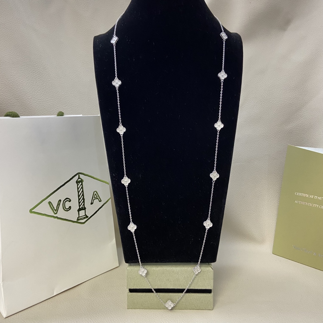 Van Cleef & Arpels Necklace New Gold-Foil Mini Sixteen-Petal Necklace