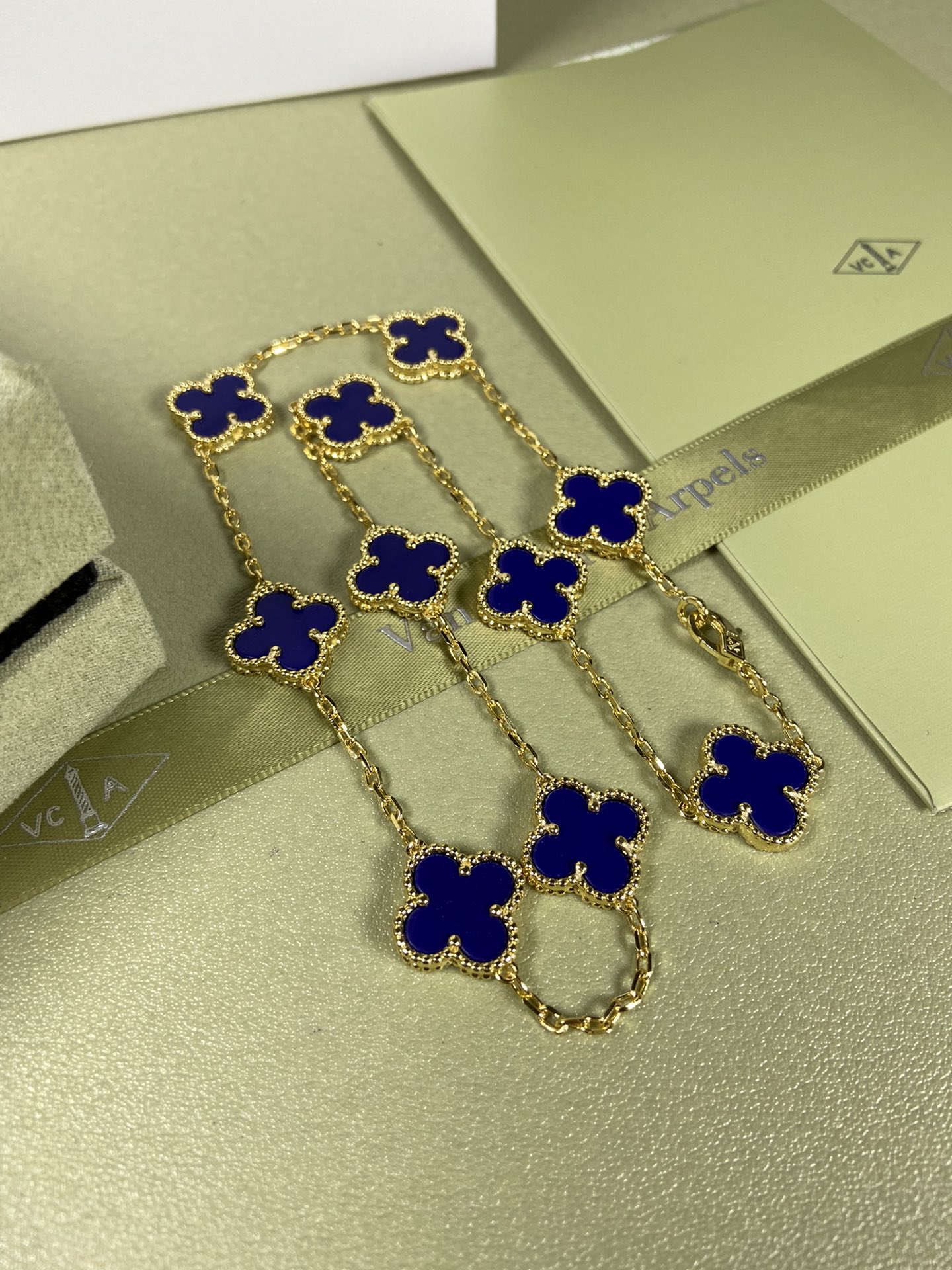 Van Cleef & Arpels Necklace VCA 10-Flower Lapis Lazuli Diamond Necklace White Gold Yellow Gold Rose Gold