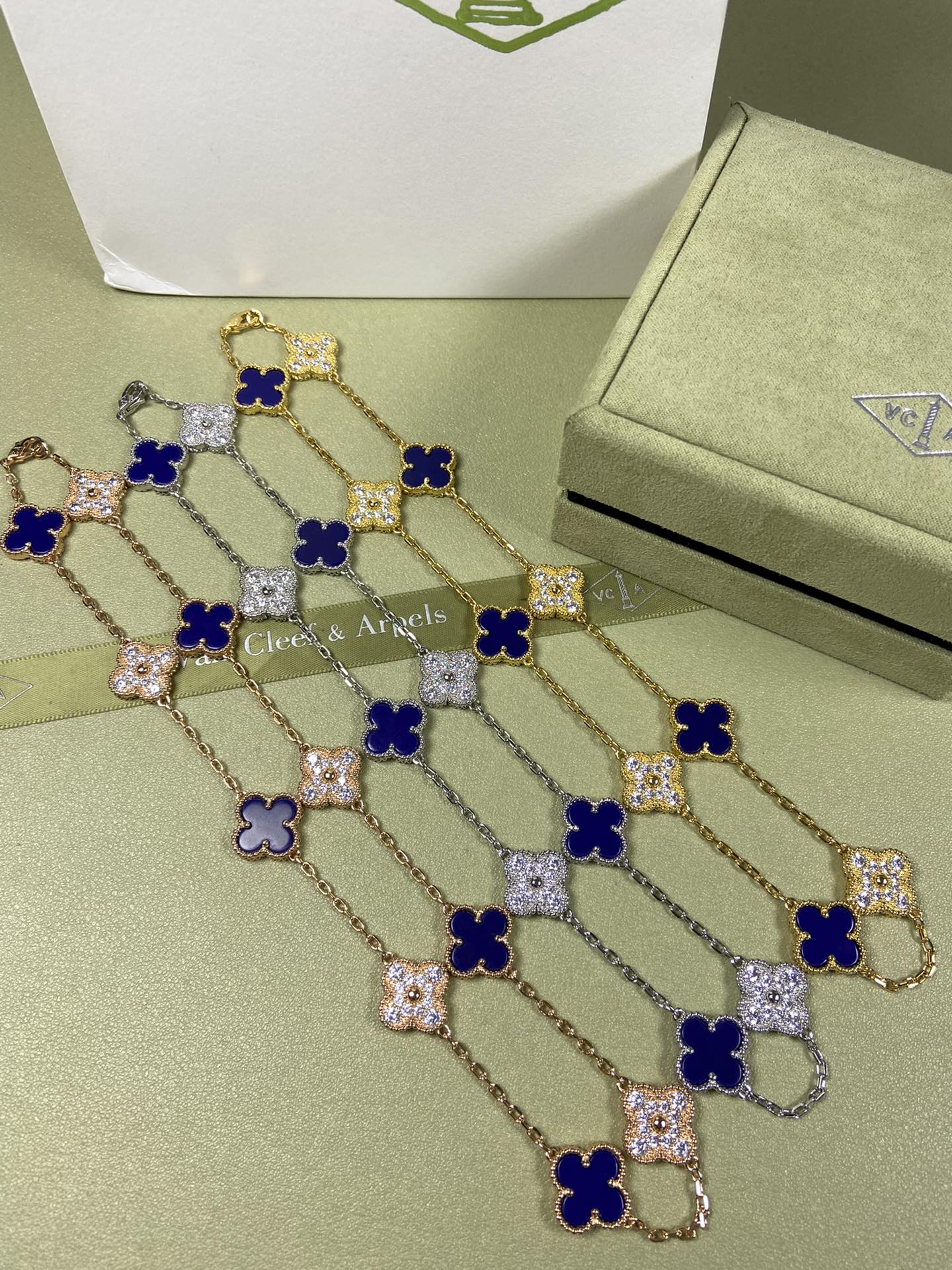 Van Cleef & Arpels Necklace VCA 10-Flower Lapis Lazuli Diamond Necklace White Gold Yellow Gold Rose Gold