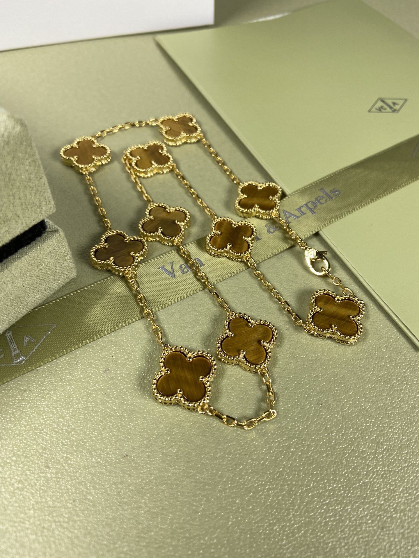 Van Cleef & Arpels 10 Clovers Necklace