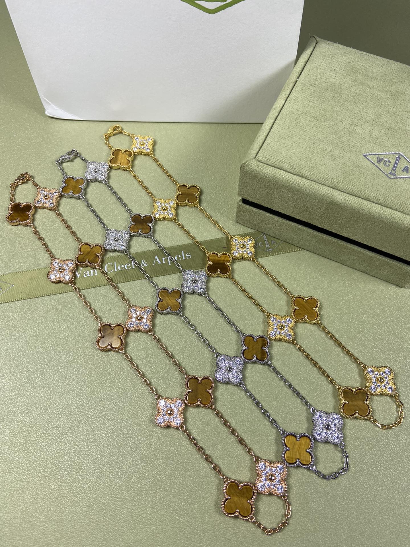 Van Cleef & Arpels 10 Clovers Necklace