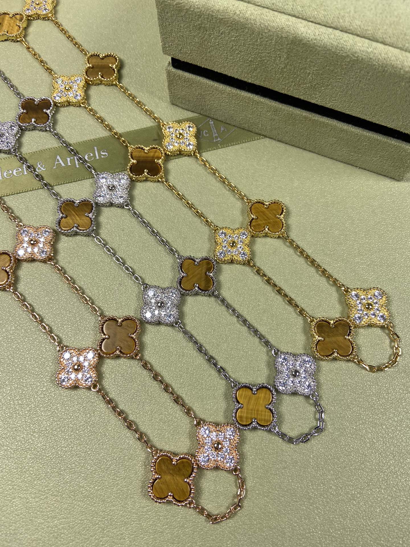 Van Cleef & Arpels 10 Clovers Necklace