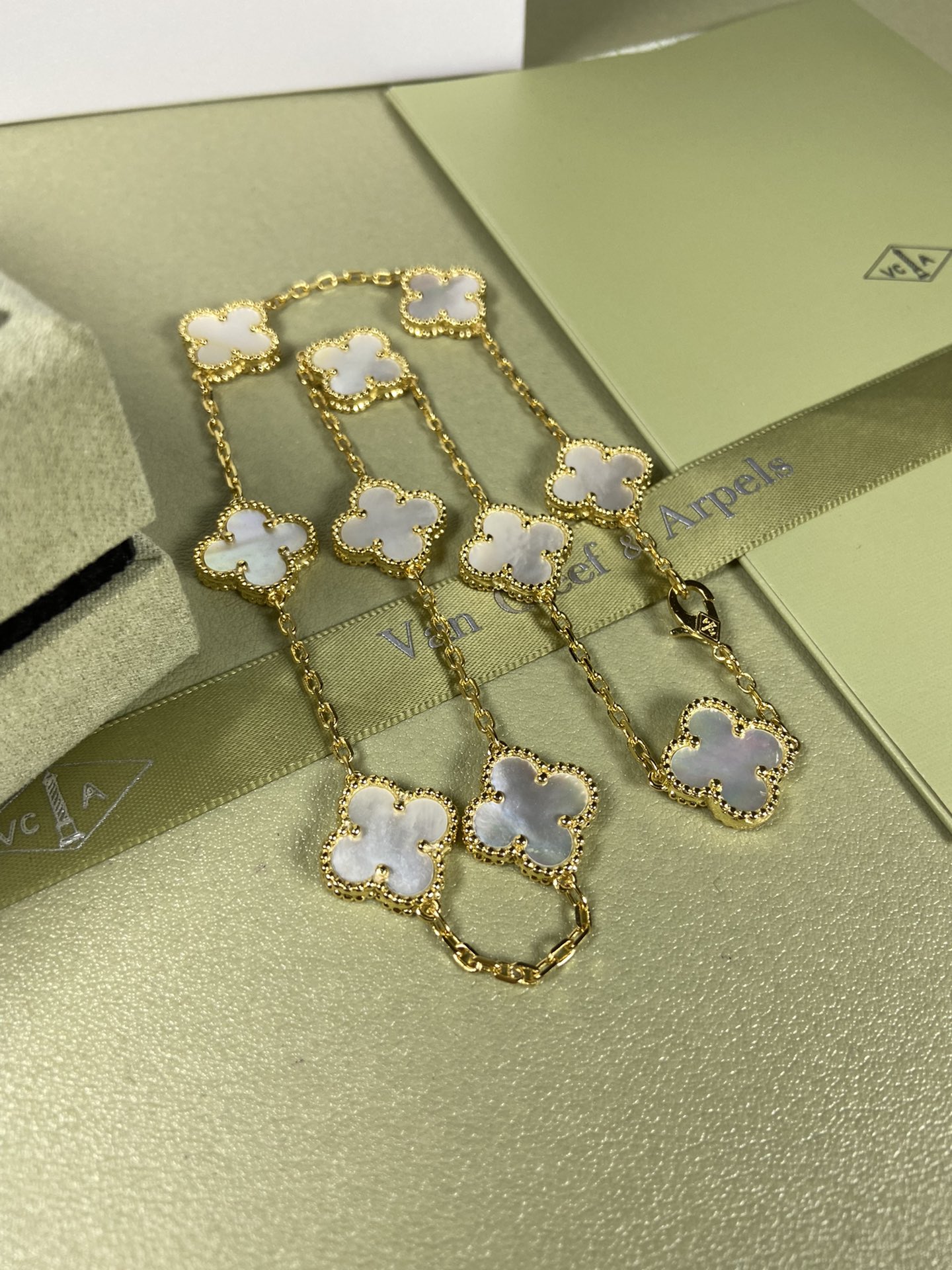 Van Cleef & Arpels 10 Clovers Necklace