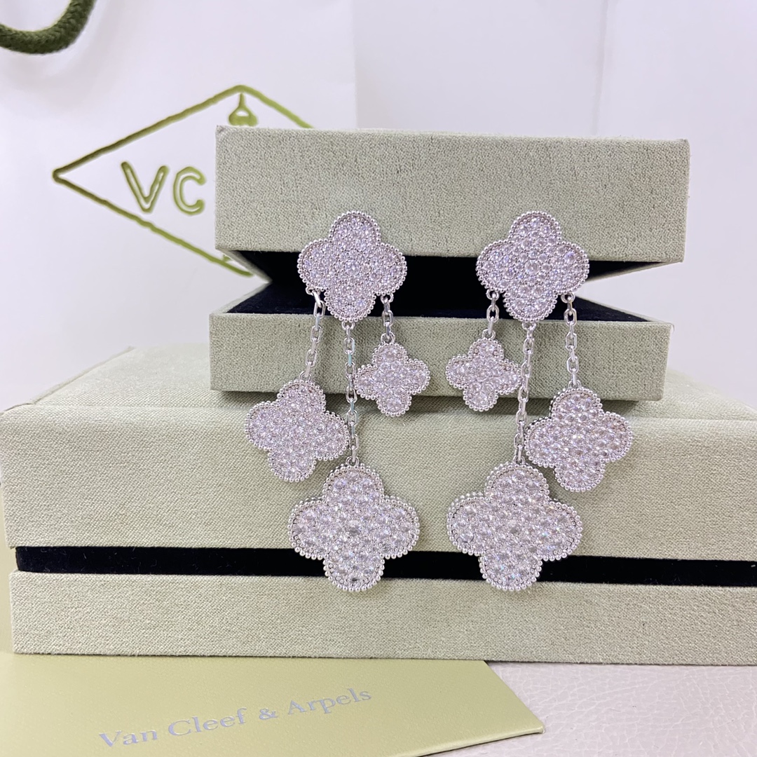 Van Cleef & Arpels Earrings New Full Diamond  4-Clover Darling Earrings
