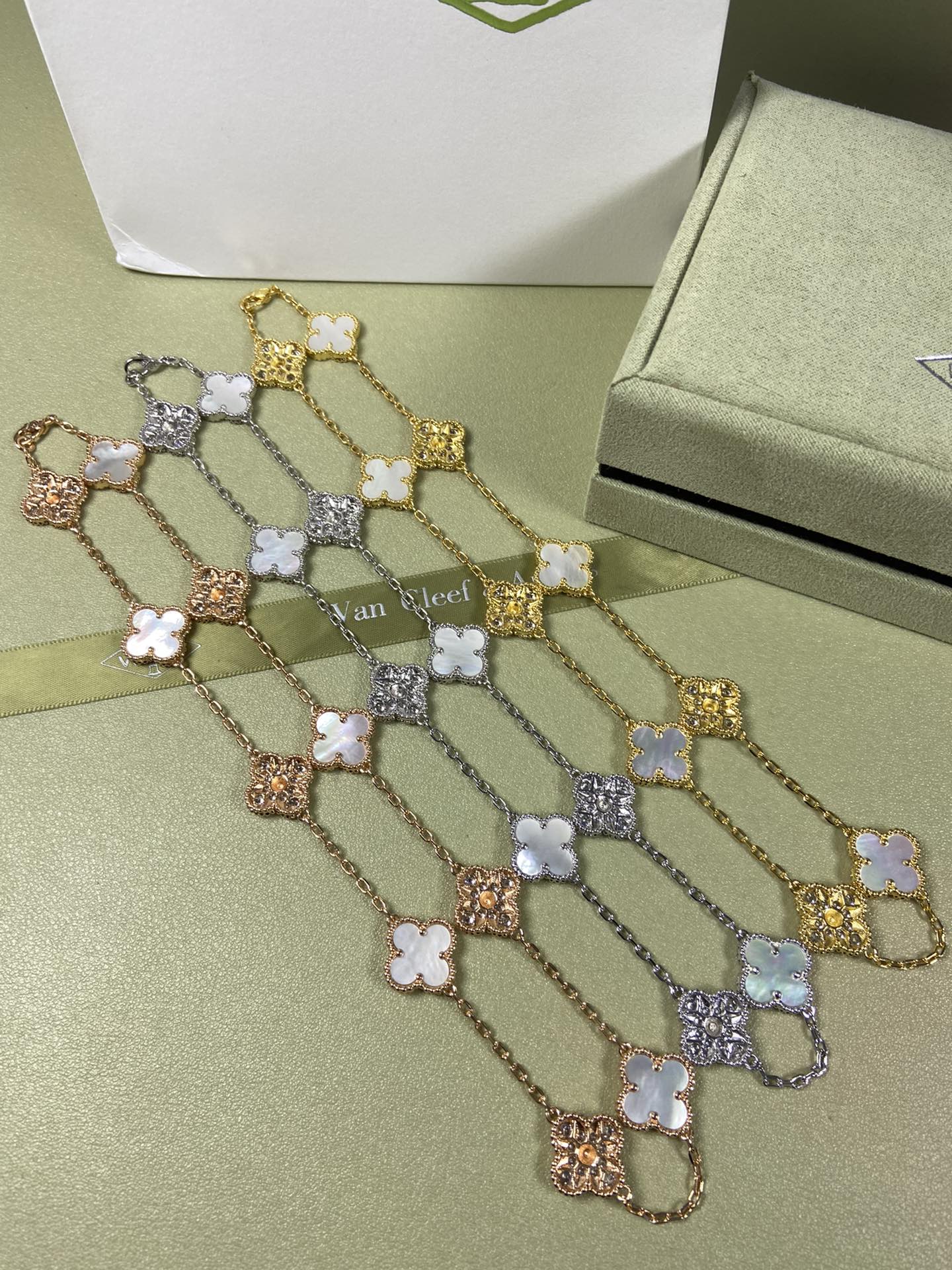 Van Cleef & Arpels 10 Clovers Necklace