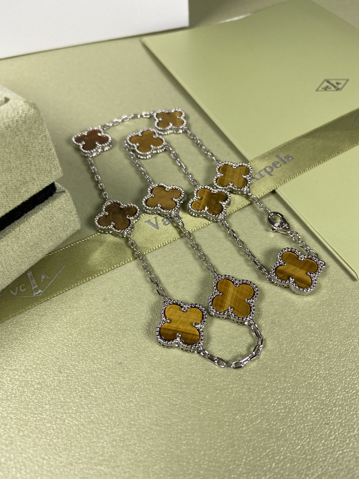 Van Cleef & Arpels 10 Clovers Necklace