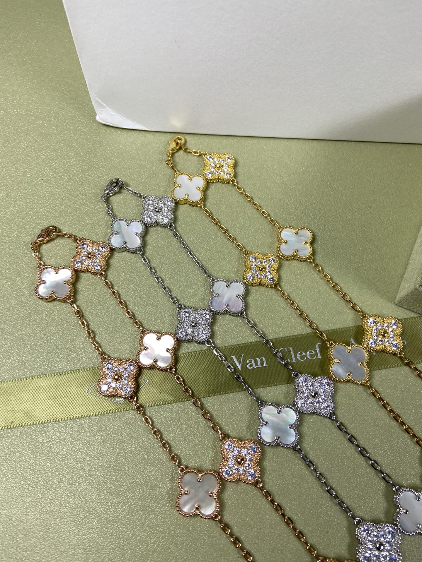 Van Cleef & Arpels 10 Clovers Necklace