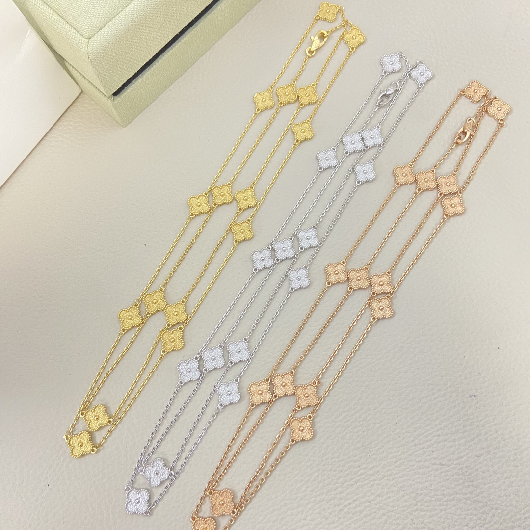 Van Cleef & Arpels Necklace New Gold-Foil Mini Sixteen-Petal Necklace