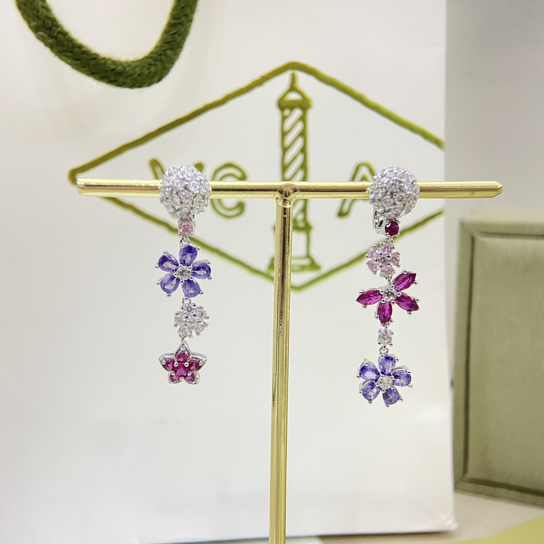 Van Cleef & Arpels Earrings New Gradient Gemstones Midsummer Moon Dream Ear Clips