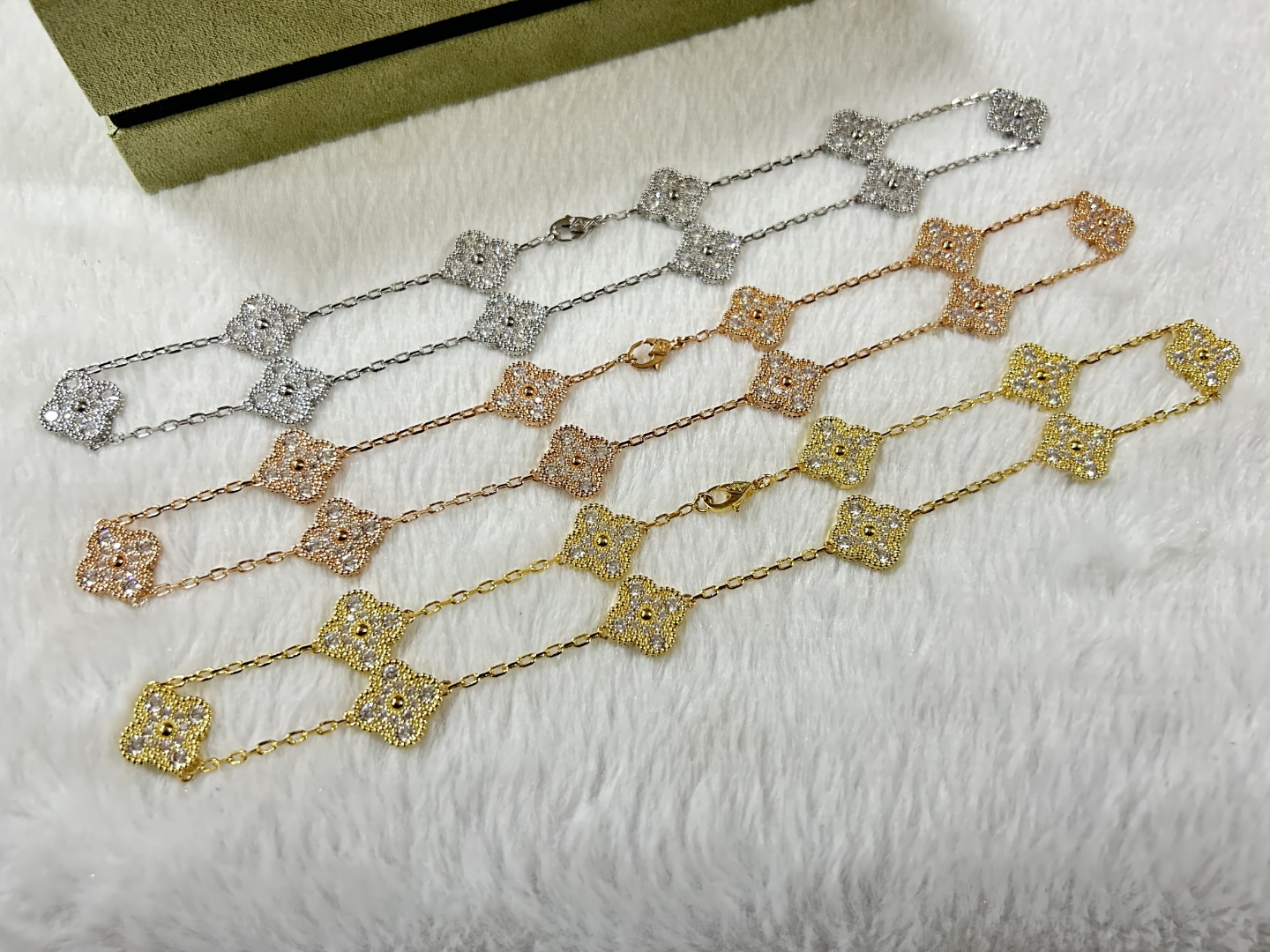 VCA Van Cleef & Arpels 10-Flower Full Diamond Necklace White Gold Rose Gold Yellow Gold