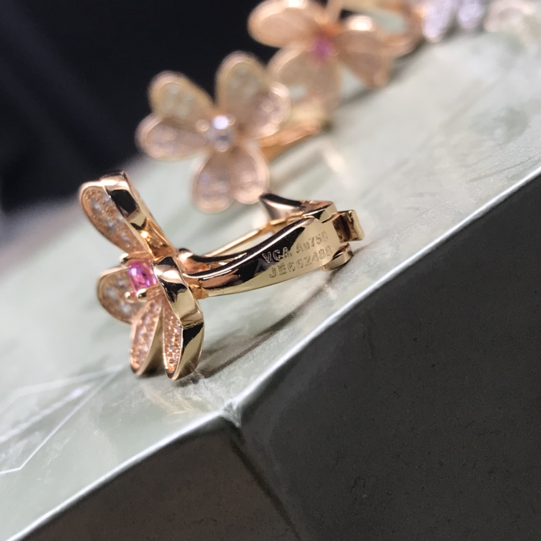 Van Cleef & Arpels Earrings, New Three-Flower Full Diamond Earrings, In Stock High Version