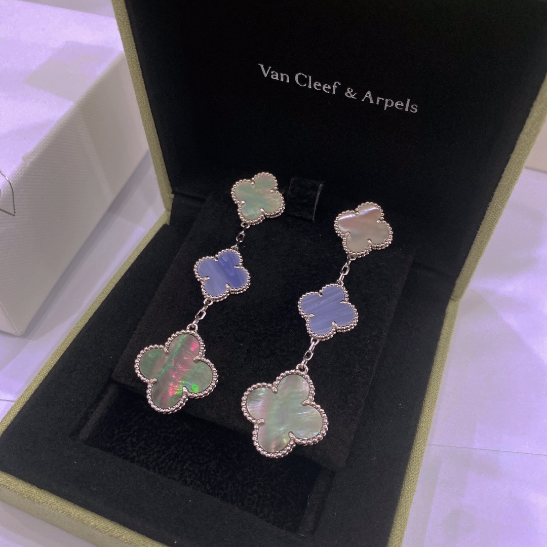 VCA Magic Alhambra Earrings White gold, blue chalcedony, gray mother-of-pearl, mother-of-pearl