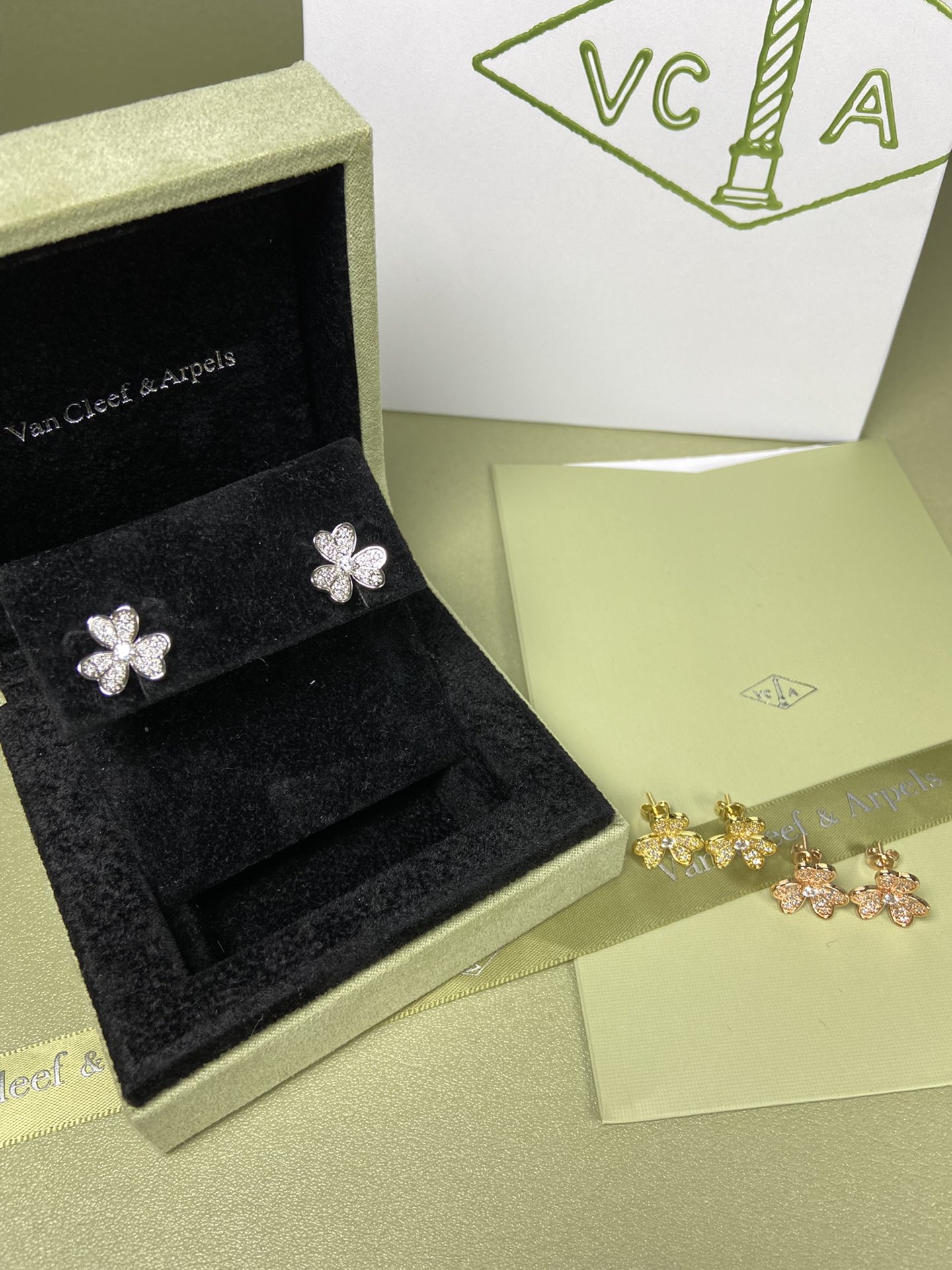 Van Cleef & Arpels Earrings VCA Clover Full Diamond Studs White Gold, Yellow Gold, Rose Gold