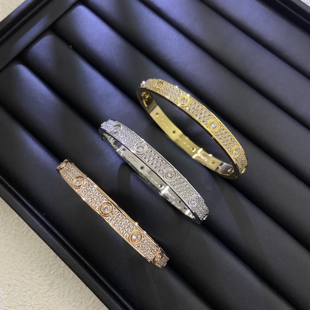 Cartier Bangle Full Diamond Star Main Stone with Triple Row Diamond Clasp Bangle
